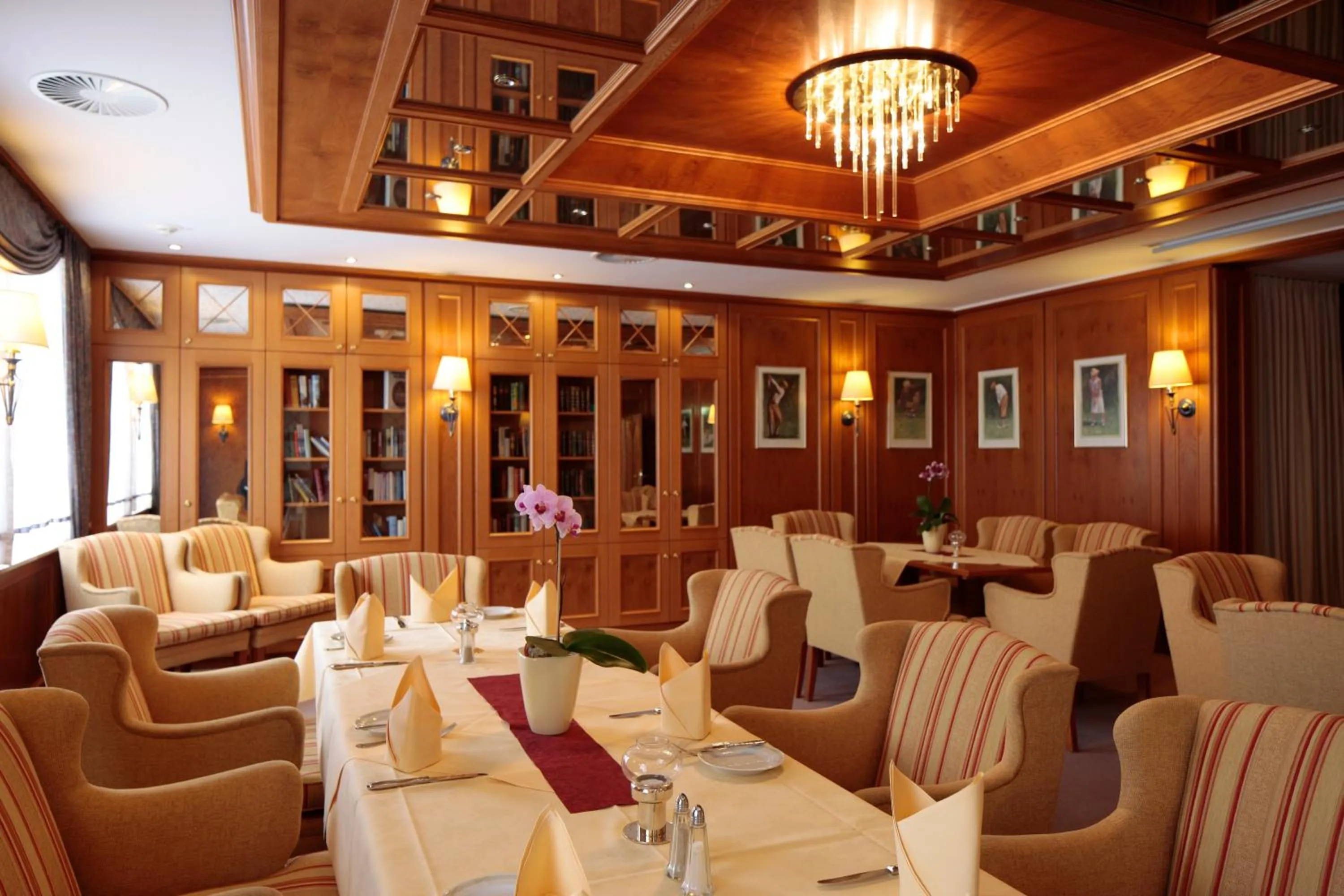 Library in Ringhotel Fährhaus