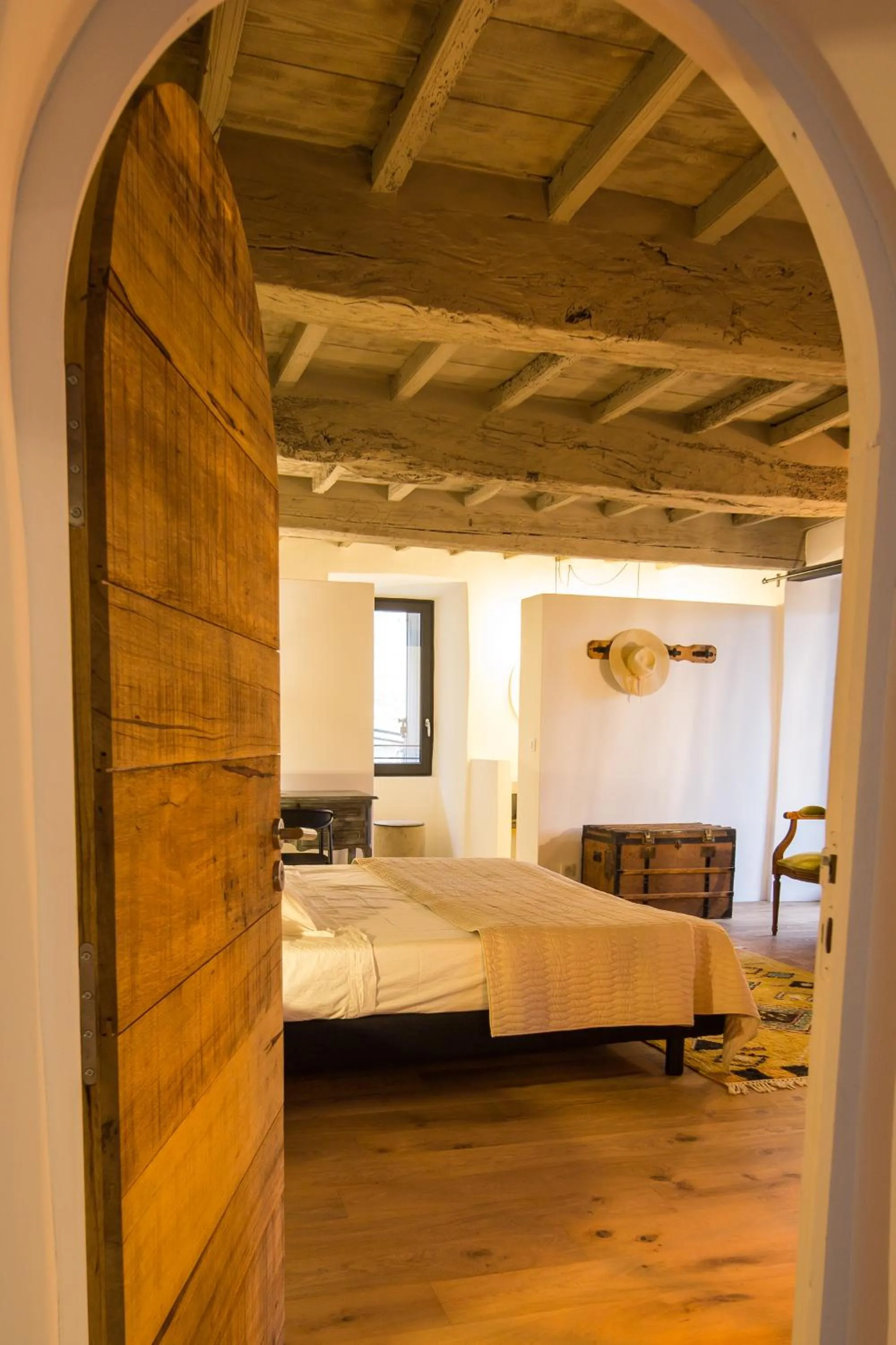 Bed in La Maison D'Aimé
