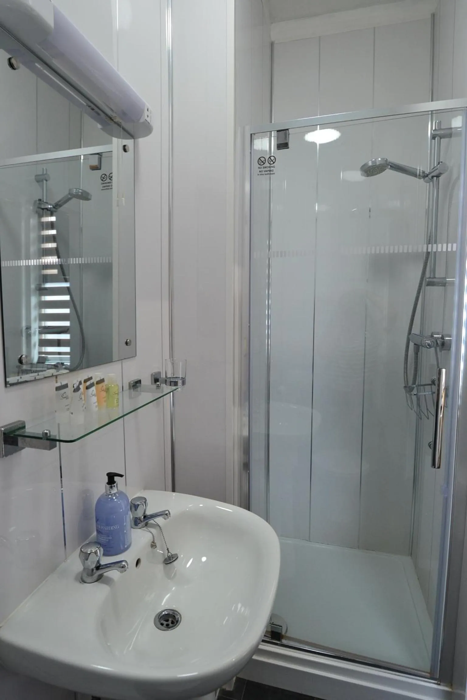 Bathroom in Hotel 33