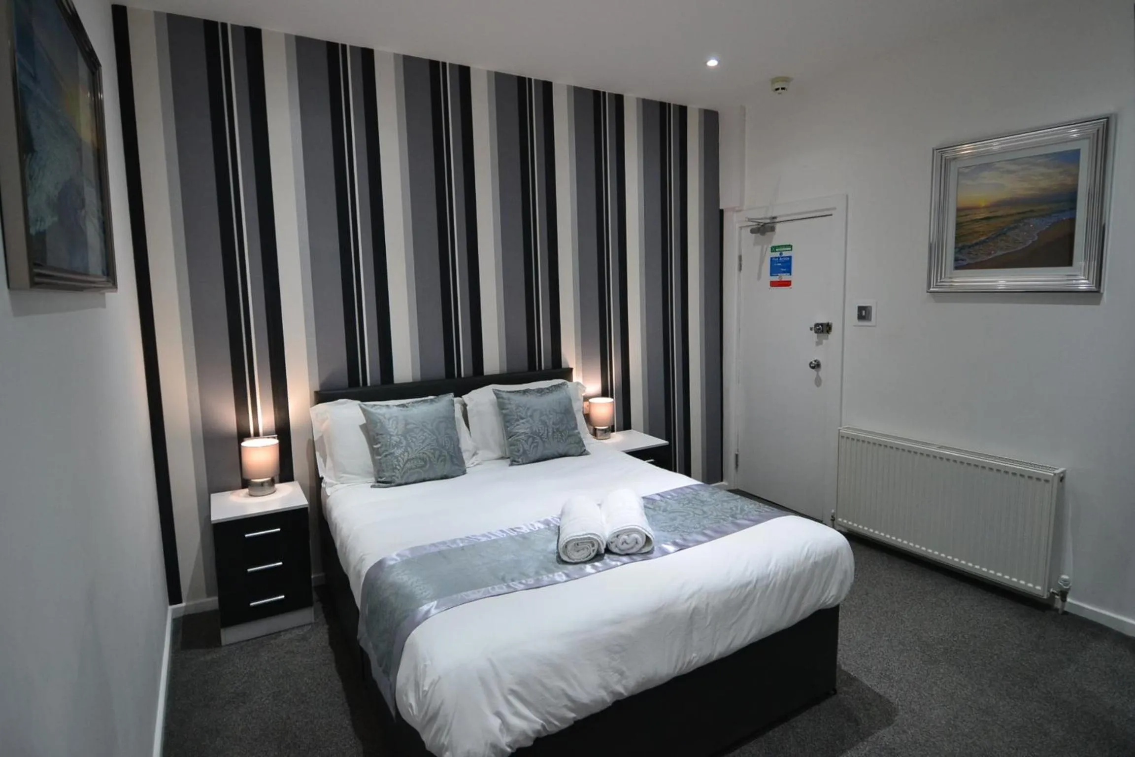 Bedroom, Bed in Hotel 33