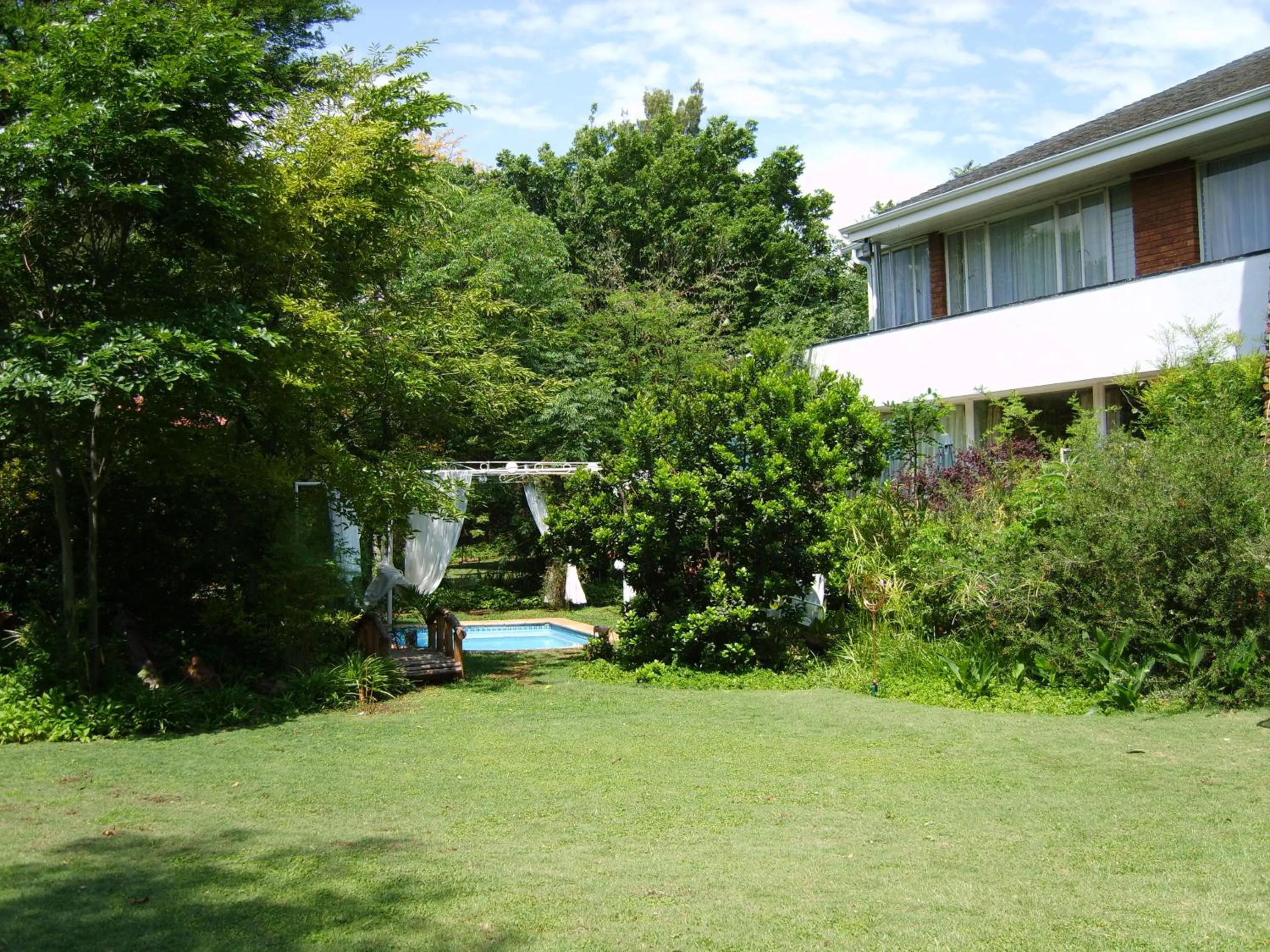 Emerald Guest House Springs