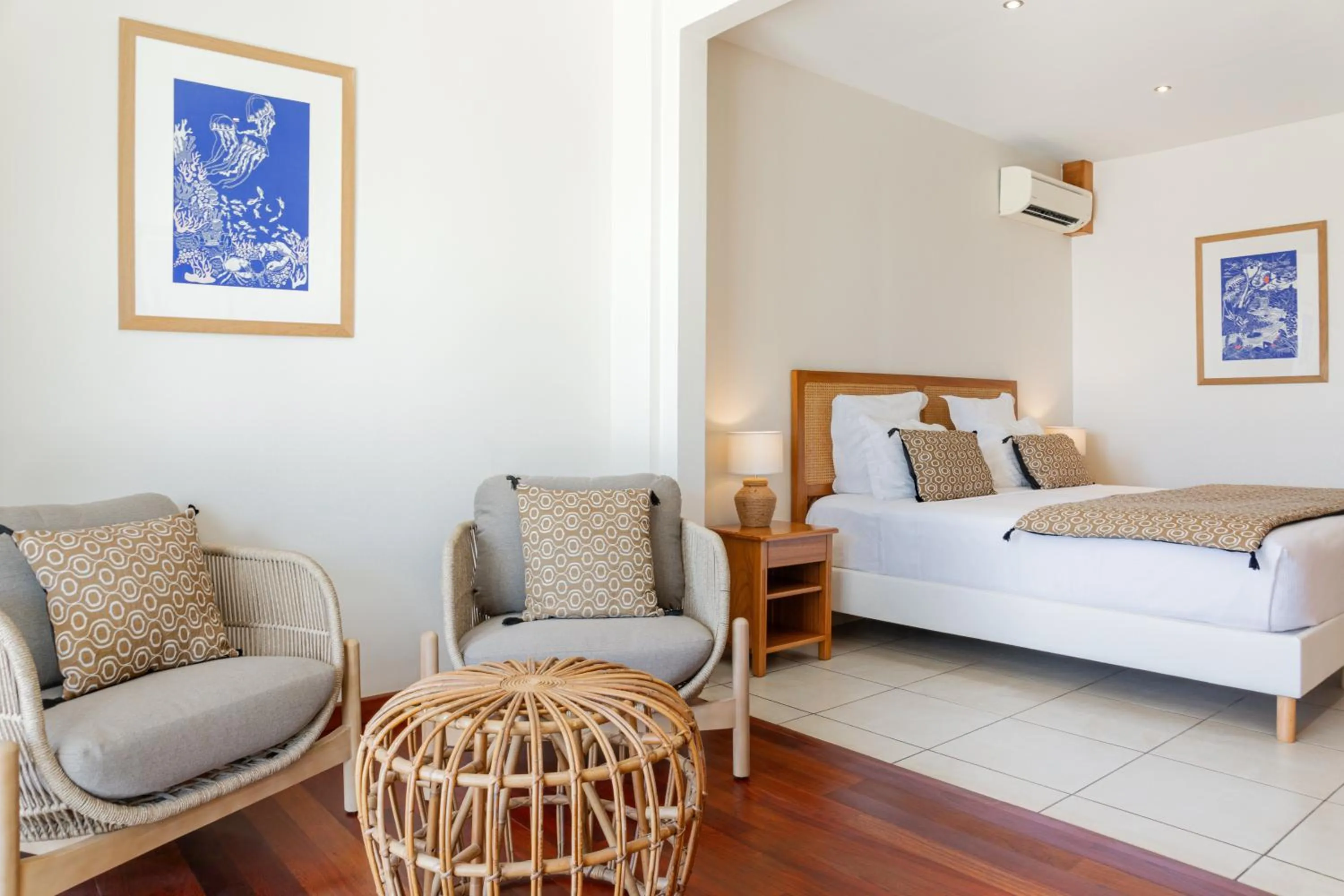 Bed in Hôtel Amaudo