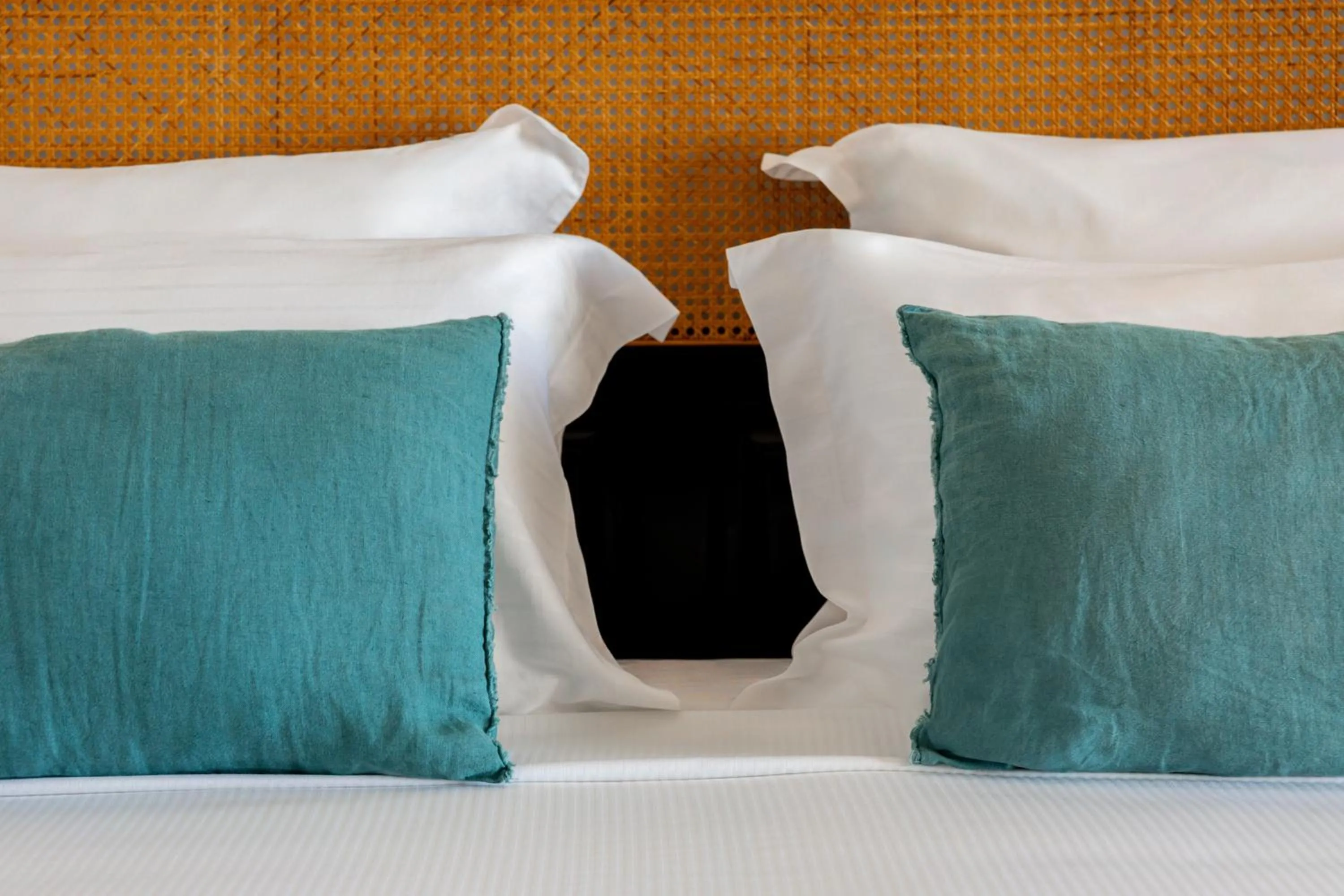 Bed in Hôtel Amaudo