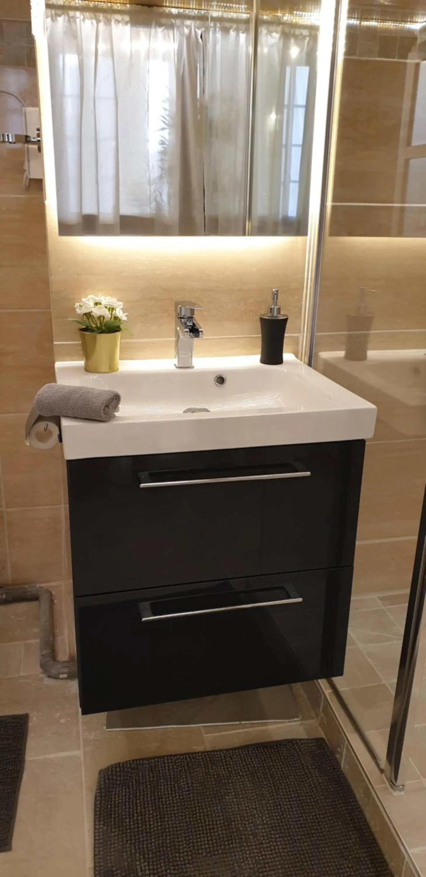 Bathroom in La Loge Du Vieux Lyon