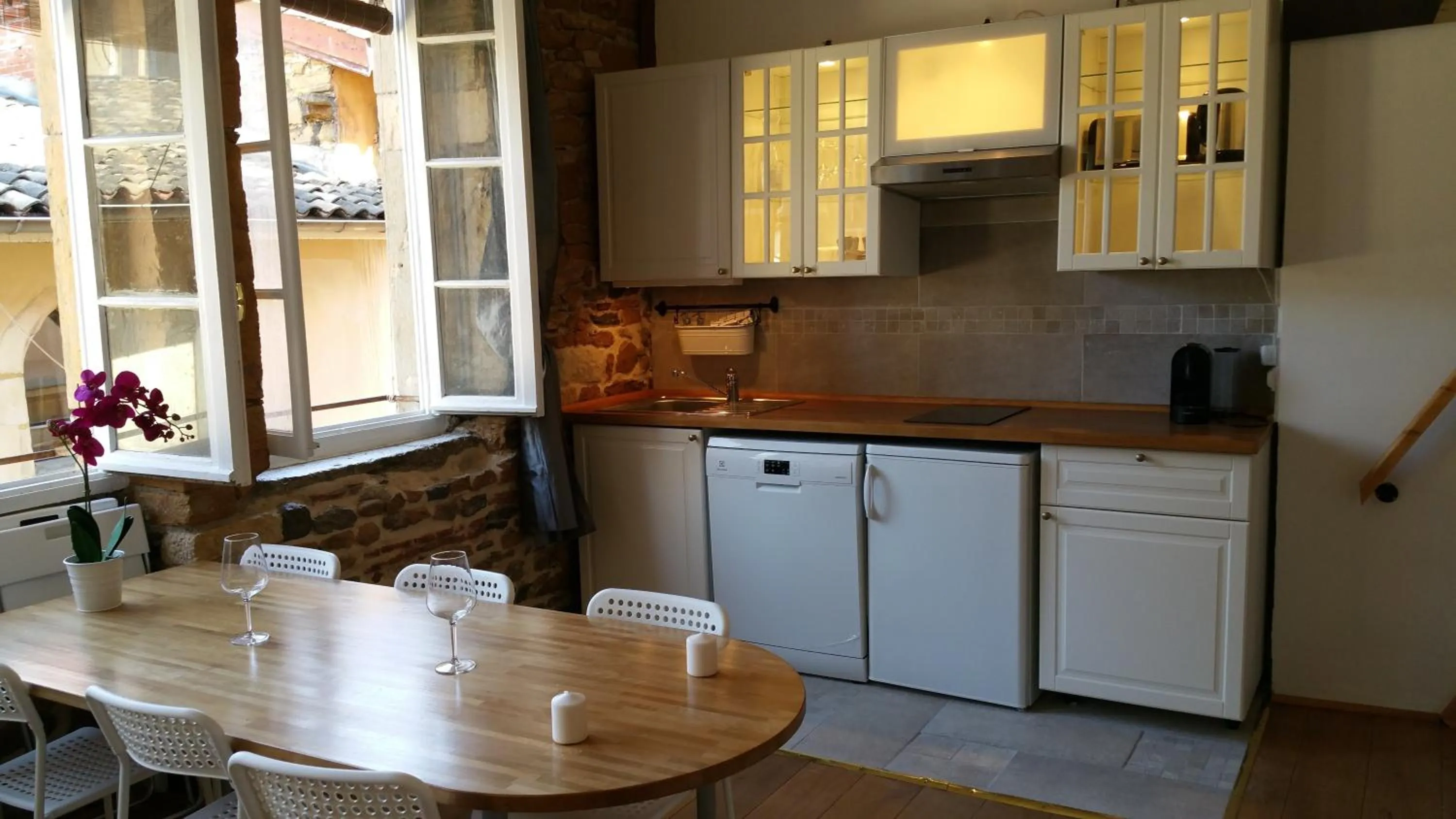 Day in La Loge Du Vieux Lyon