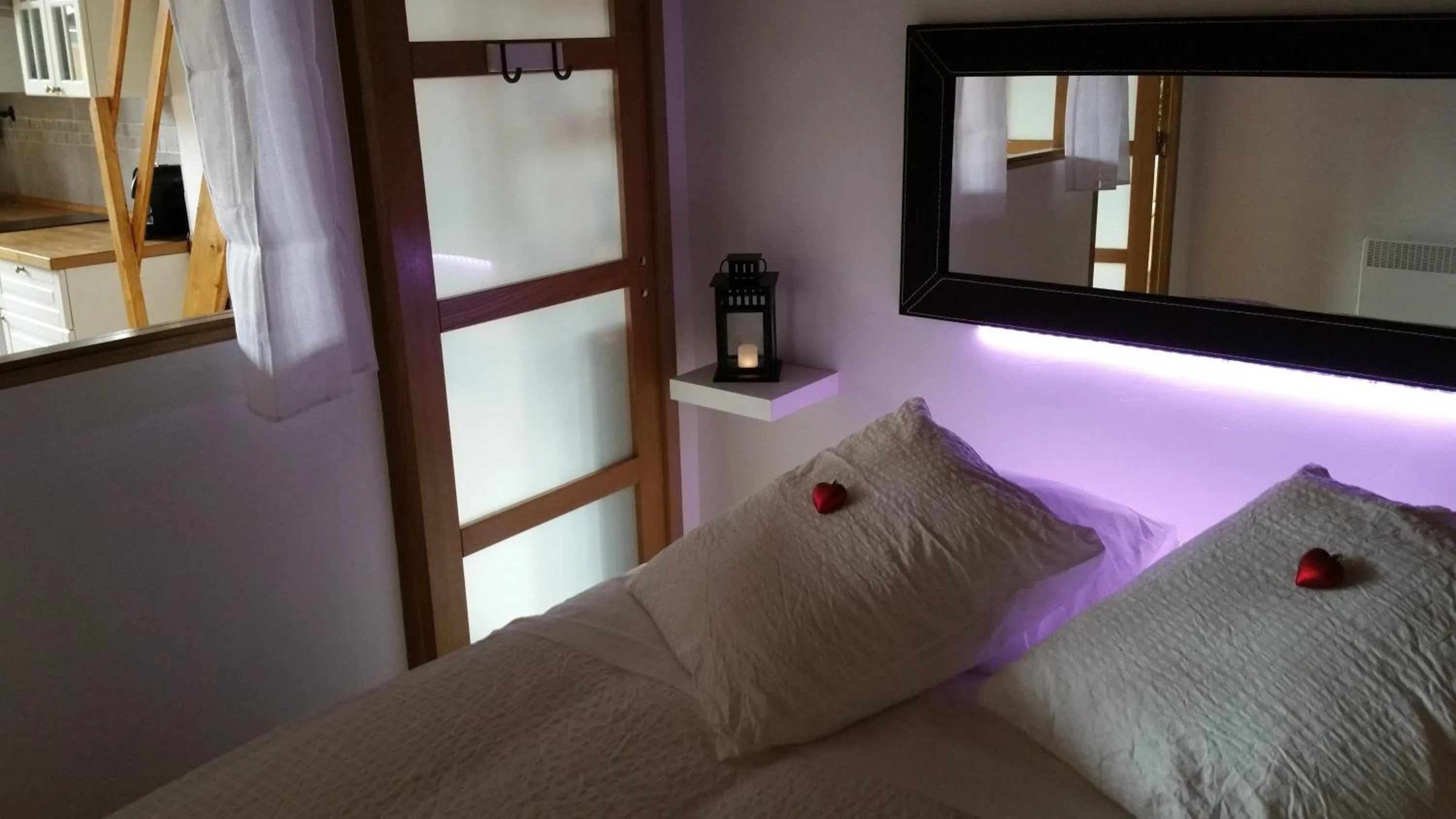 Decorative detail, Bed in La Loge Du Vieux Lyon