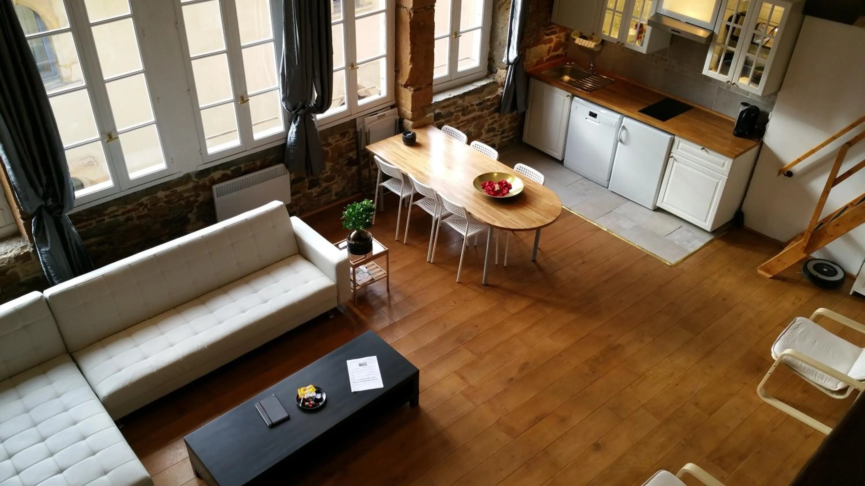 Day in La Loge Du Vieux Lyon