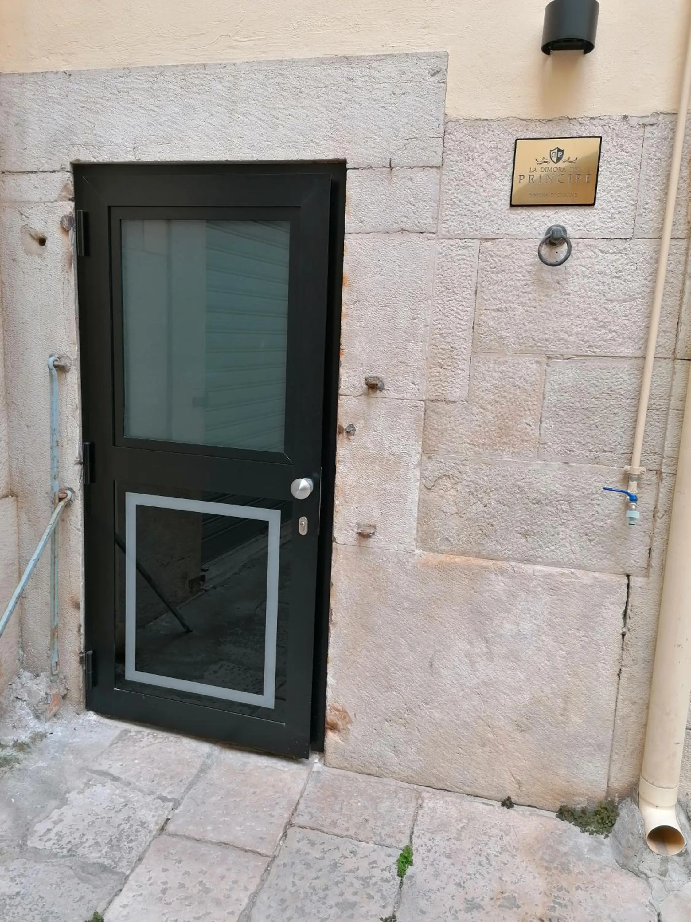Facade/entrance in La Dimora del Principe-Piano terra