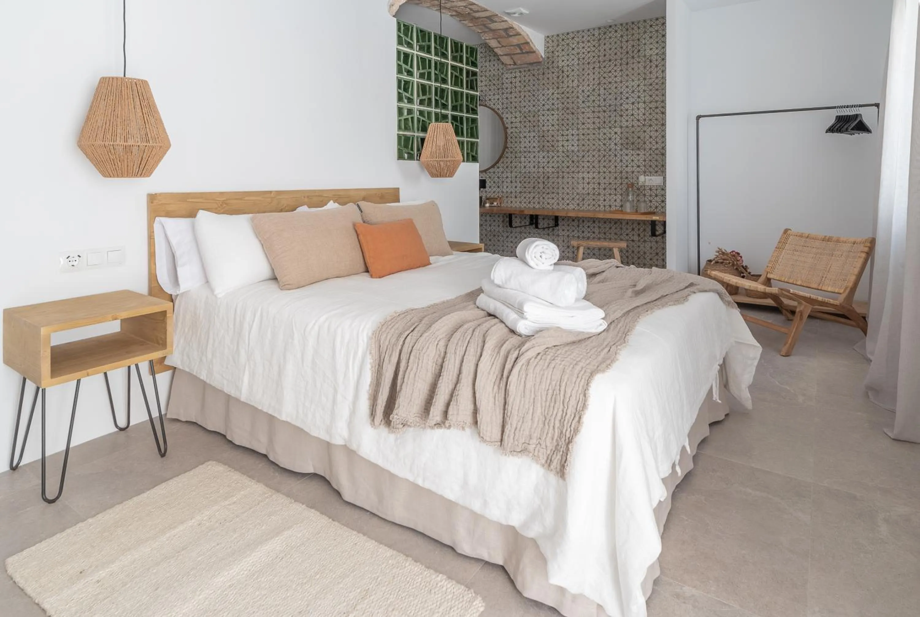 Photo of the whole room, Bed in Manzanilla - Hospedería Boutique by La Judería De Vejer- ADULTS ONLY
