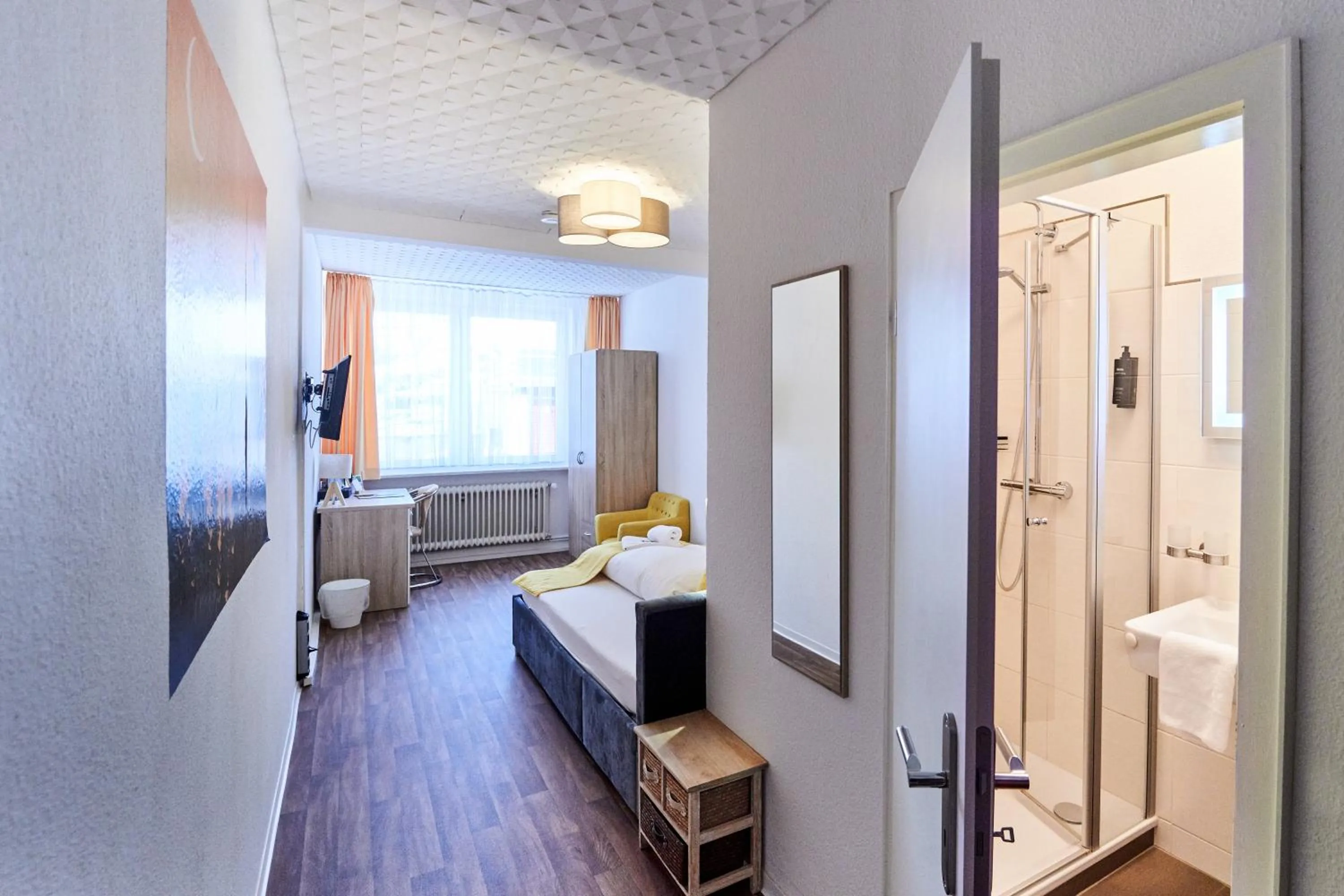 Bed in Hotel Rathaus