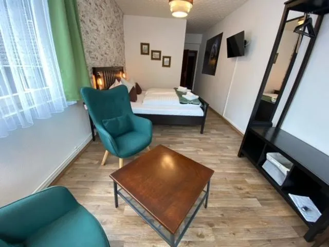 Bed in Hotel Rathaus