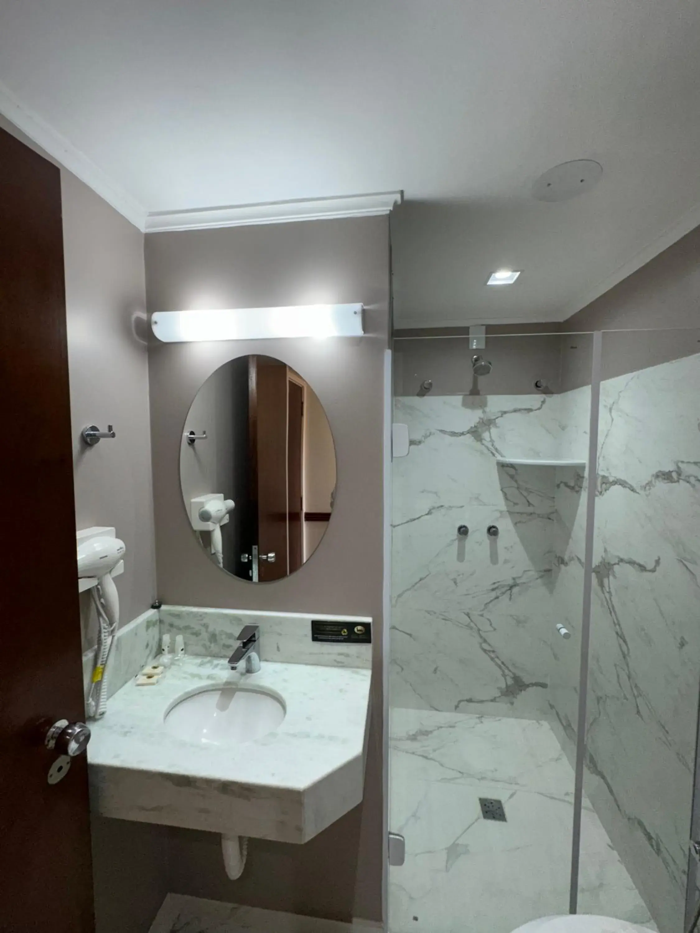 Classic Suite in Hotel Marques Classic Suite in Hotel Marques