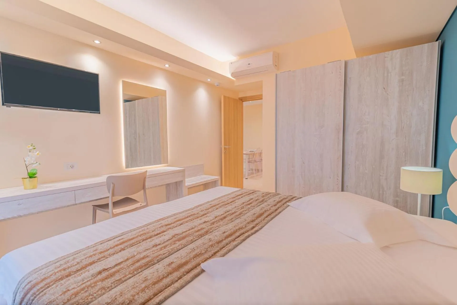 Bed in CHRISTA APARTMENTS