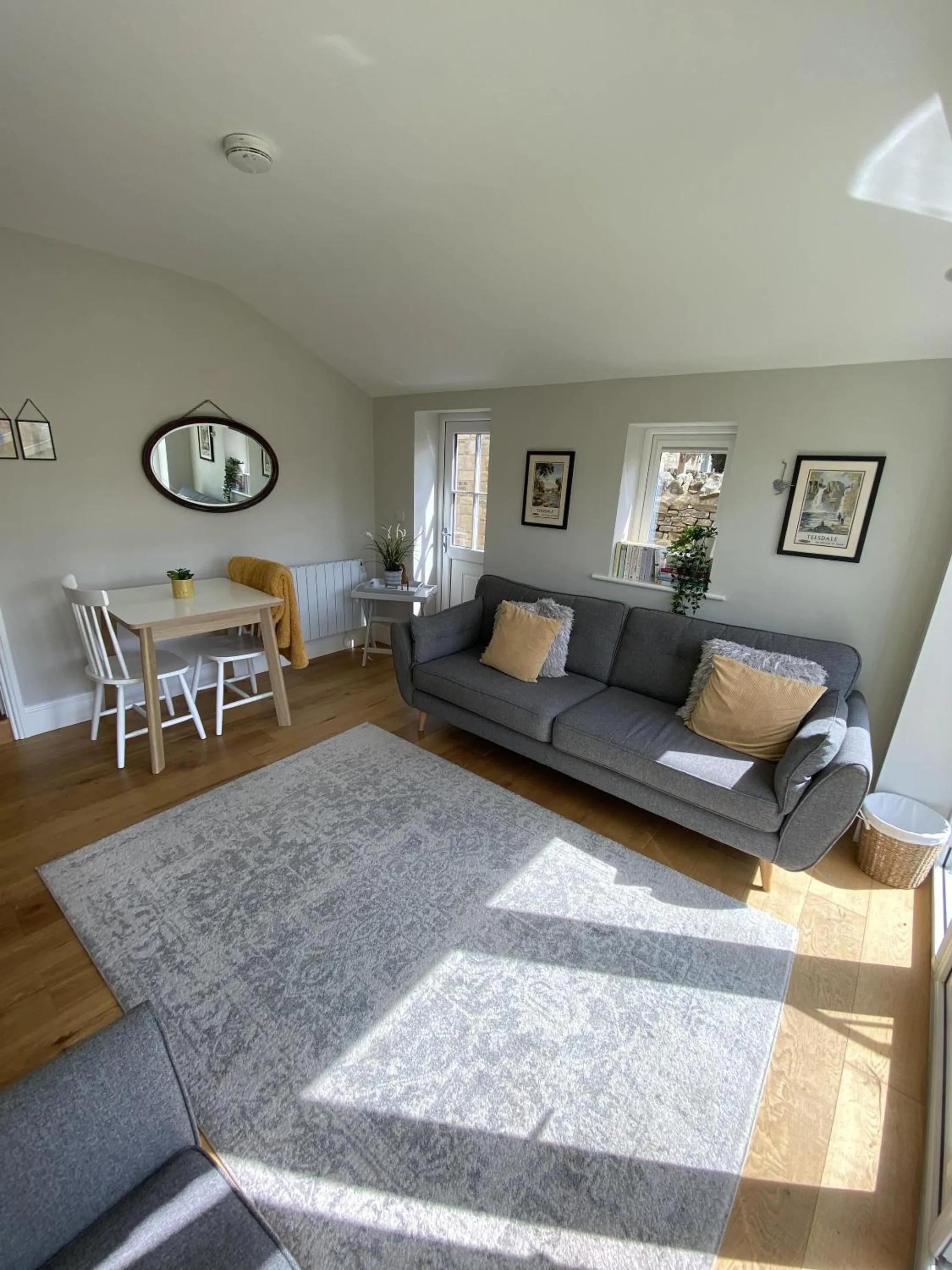Living room, Bed in The Hill B&B
