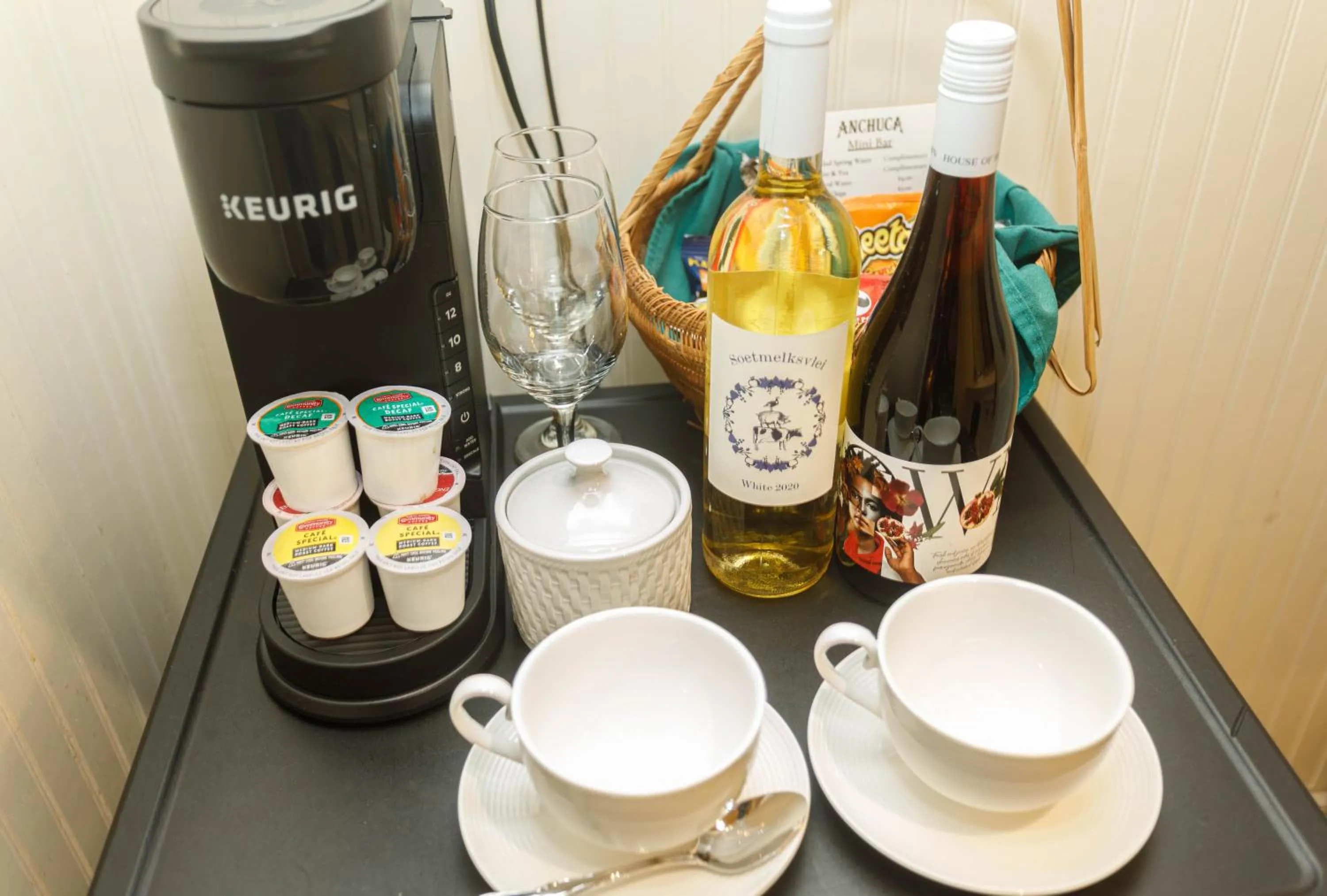 Anchuca Historic Mansion & Inn