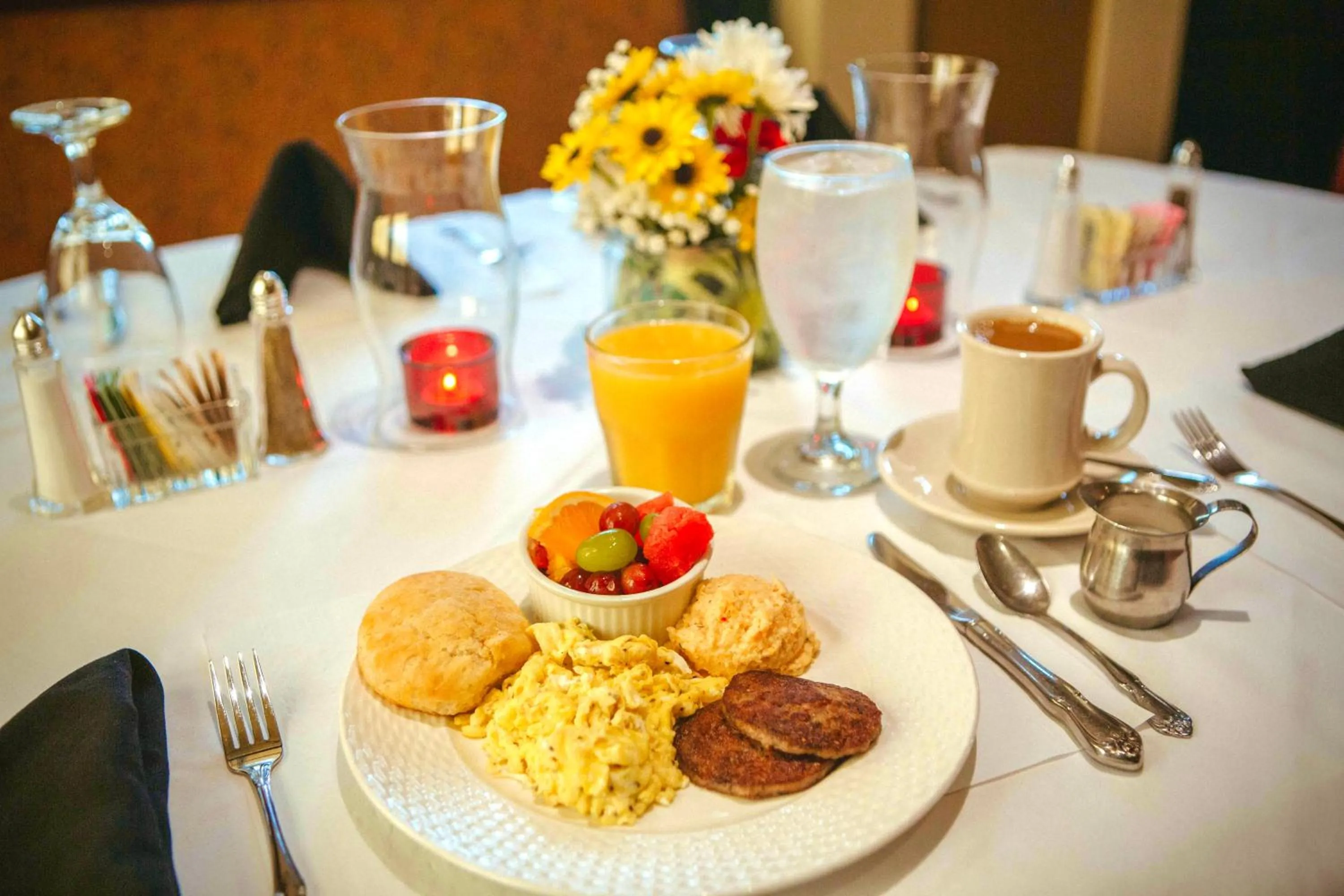 Restaurant/places to eat in Anchuca Historic Mansion & Inn