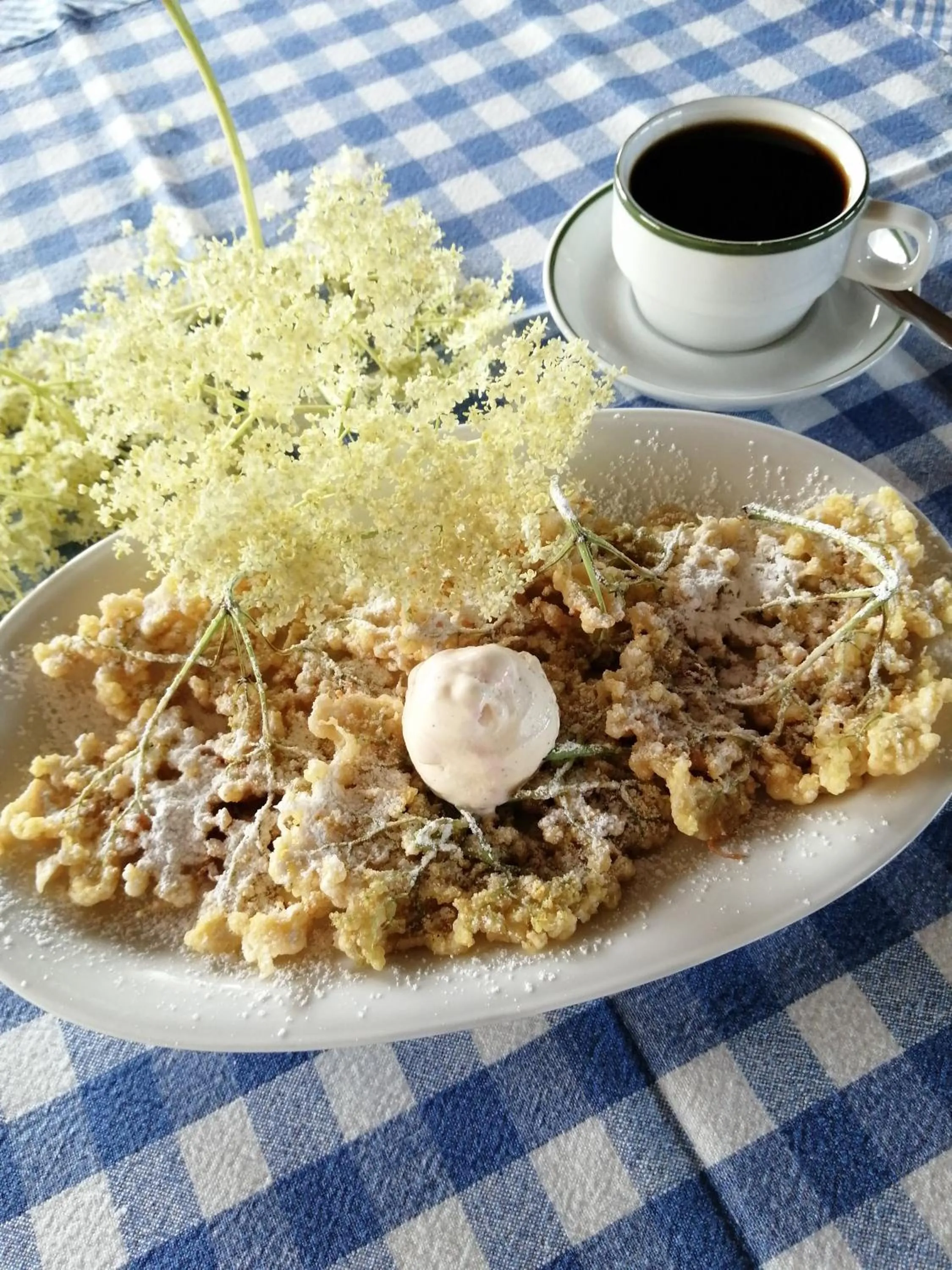 Restaurant/places to eat in Hotel Lugerhof