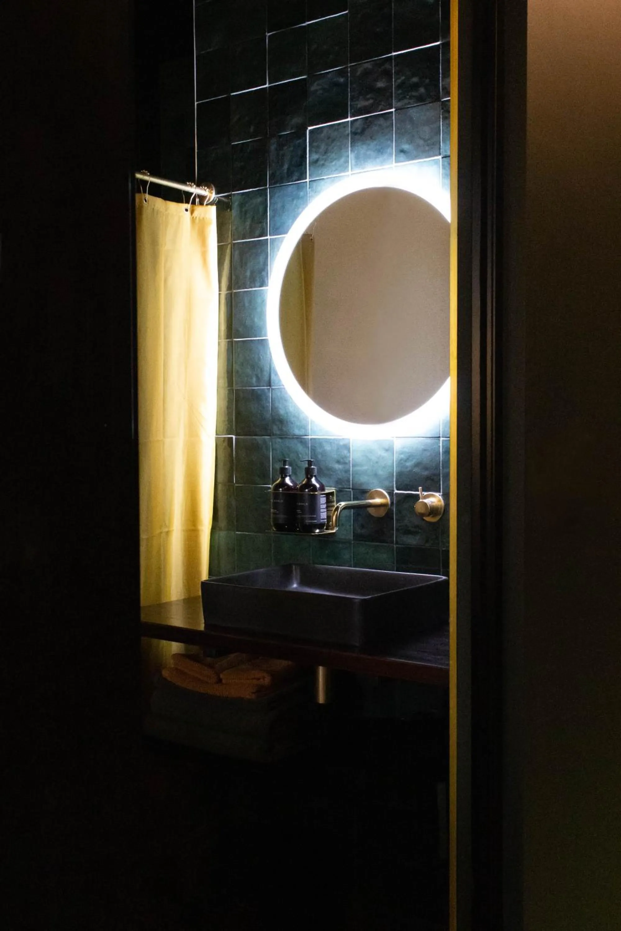 Bathroom in The Intrepid Hotel