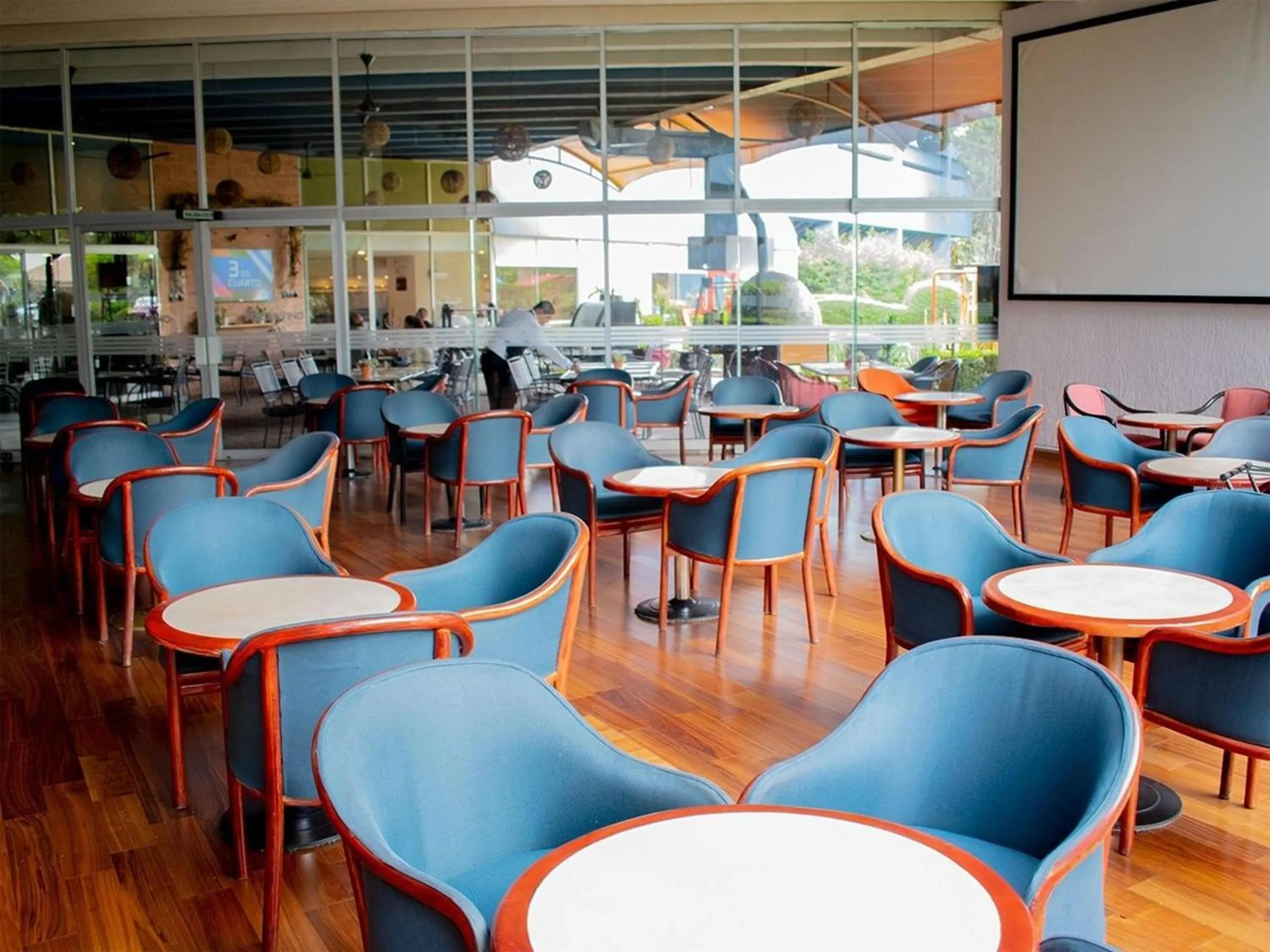 Lounge or bar in Grand Cantalagua Hotel Morelia, BW Signature Collection