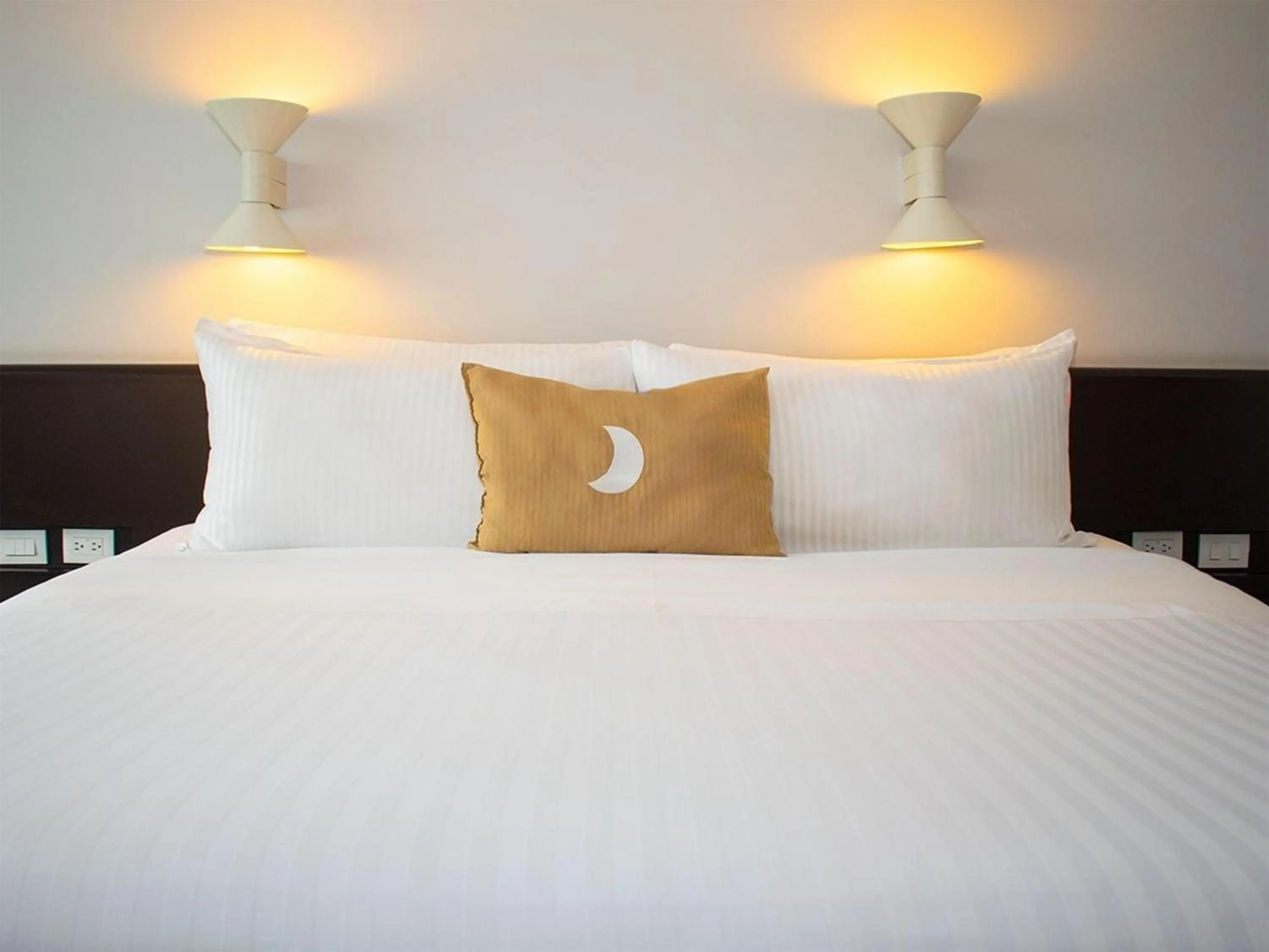 Bedroom, Bed in Grand Cantalagua Hotel Morelia, BW Signature Collection