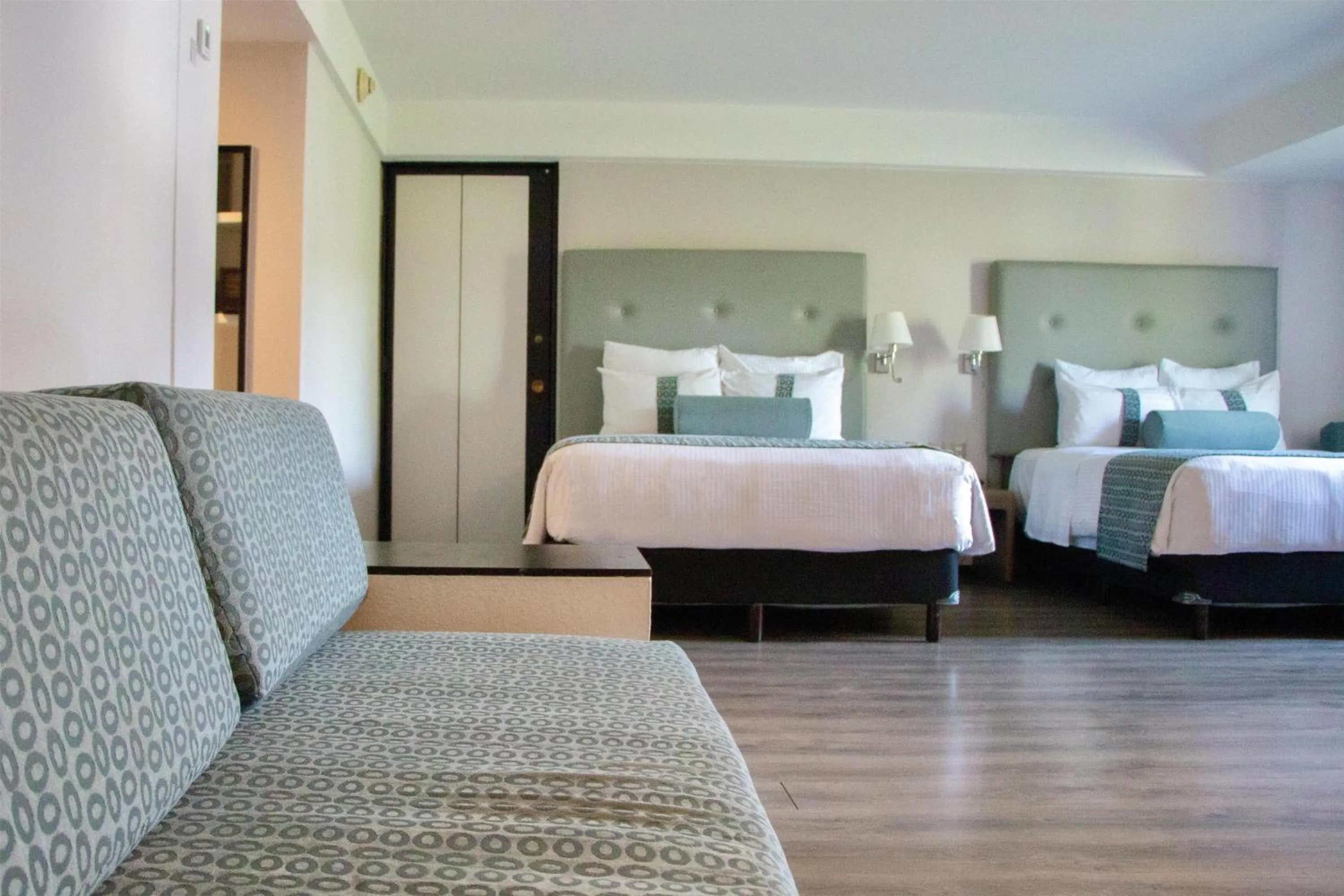 Photo of the whole room, Bed in Grand Cantalagua Hotel Morelia, BW Signature Collection