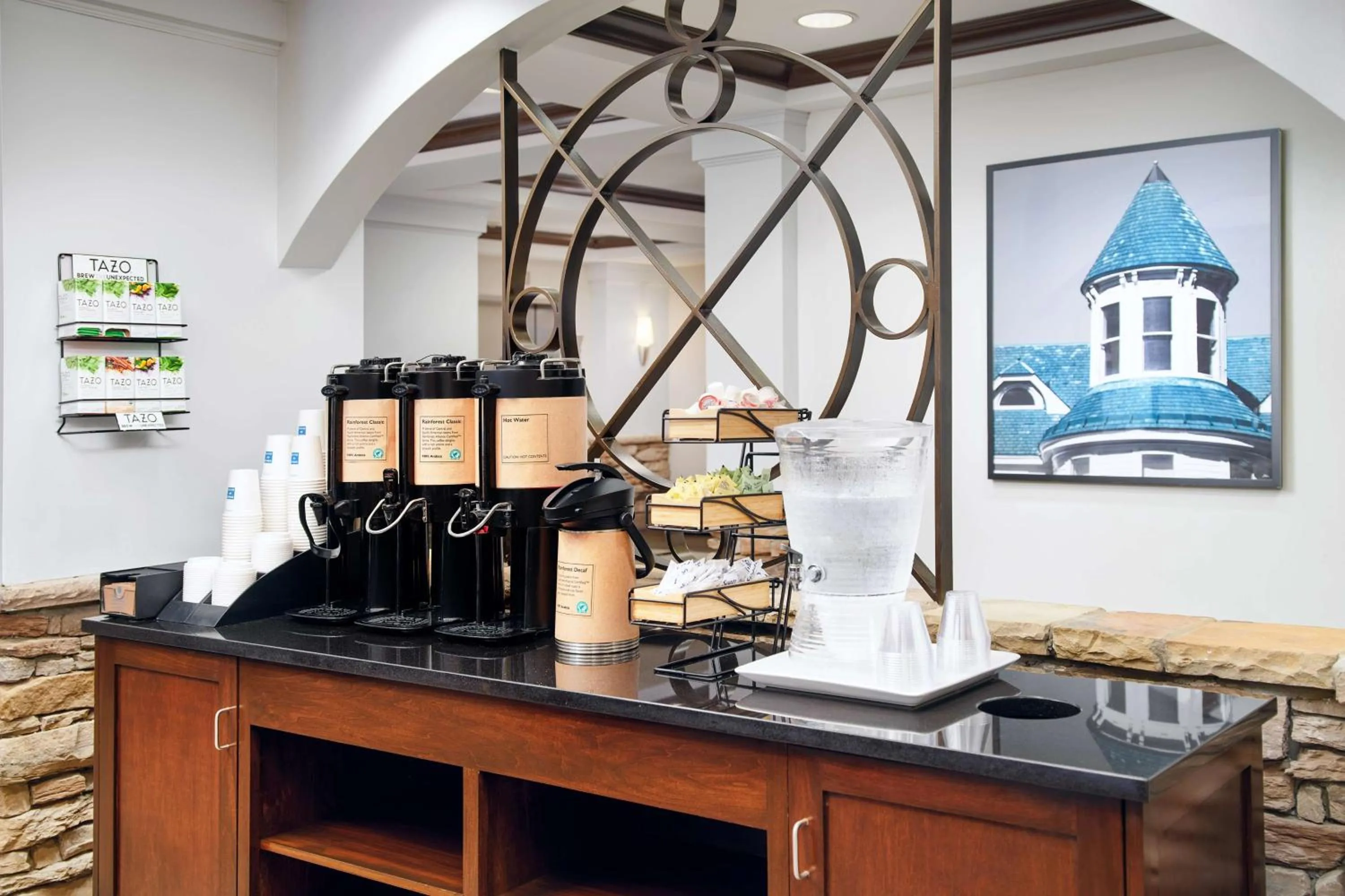 Lobby or reception in Hyatt House Sterling/Dulles Airport North