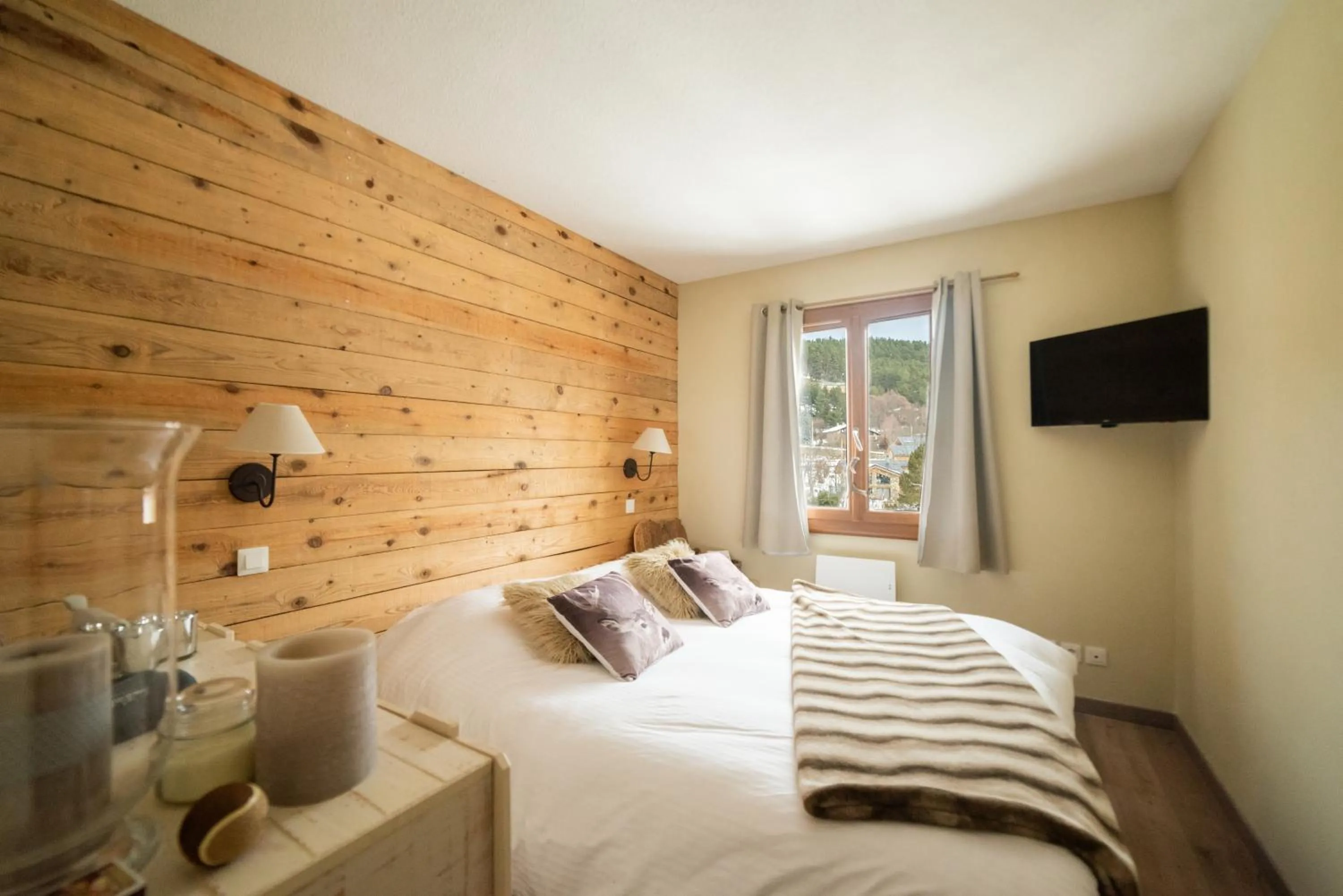 Bedroom in Résidence Les Esplaneilles