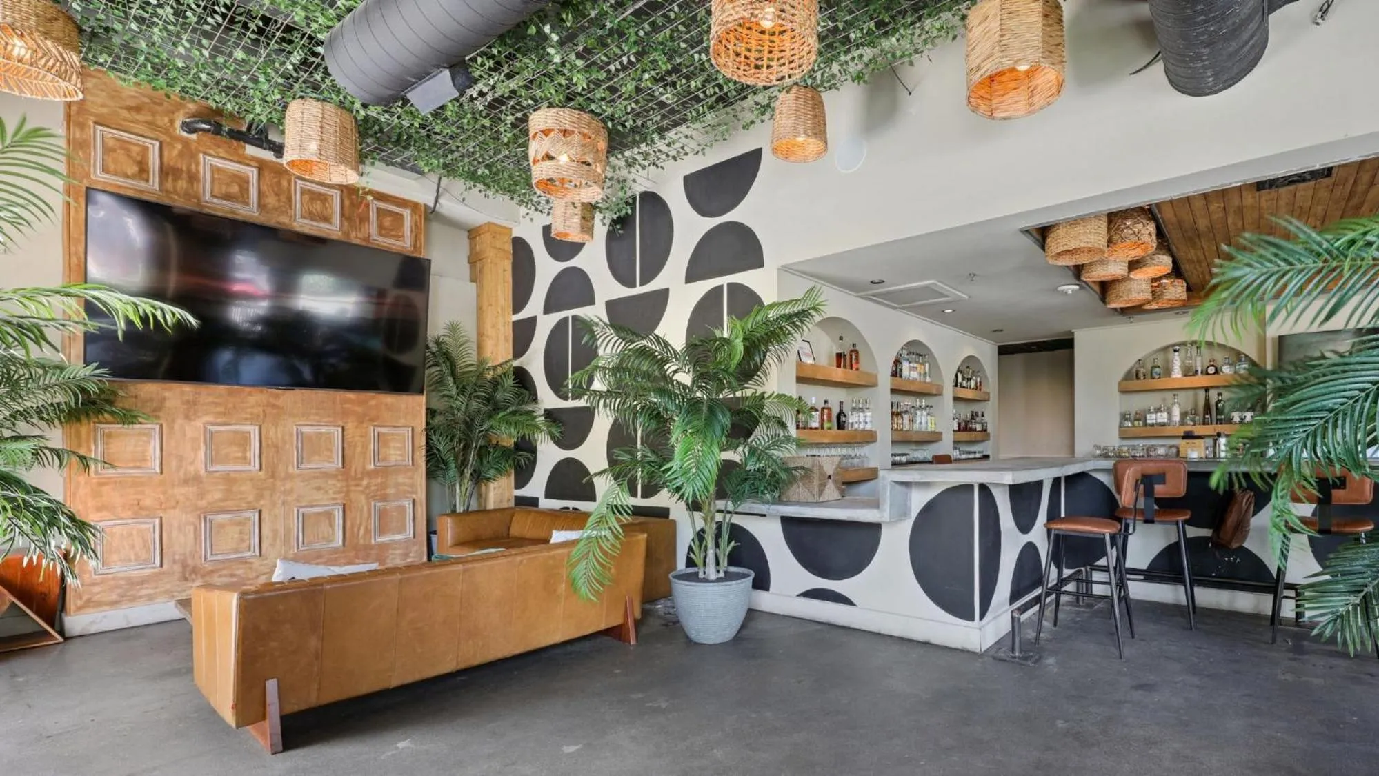 Restaurant/places to eat in Sentral East Austin at 1630 E Sixth