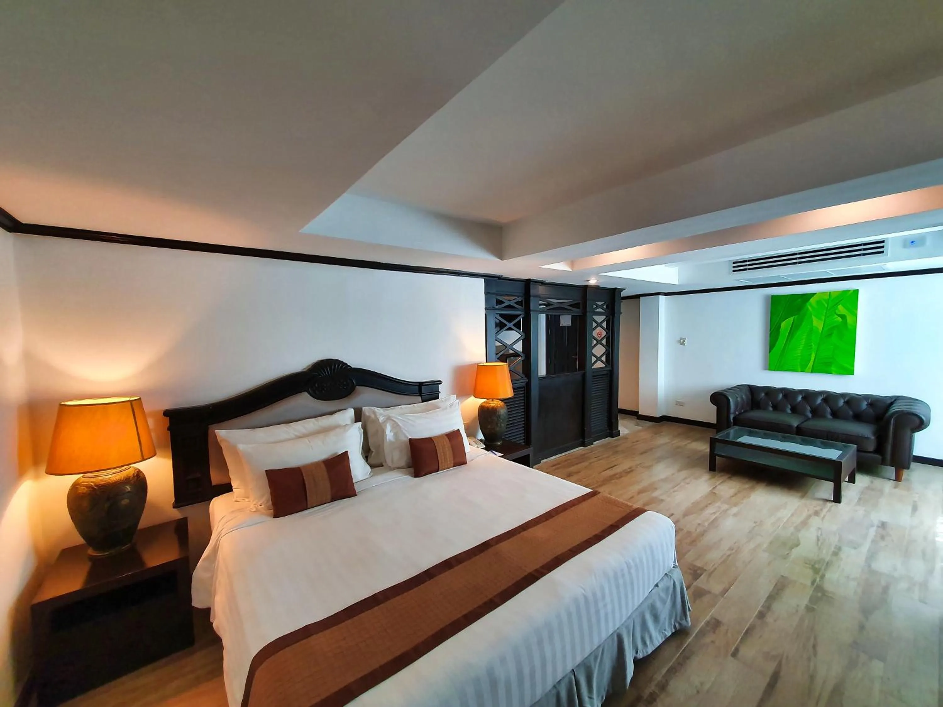 Junior Suite in Sea Pearl Beach Resort