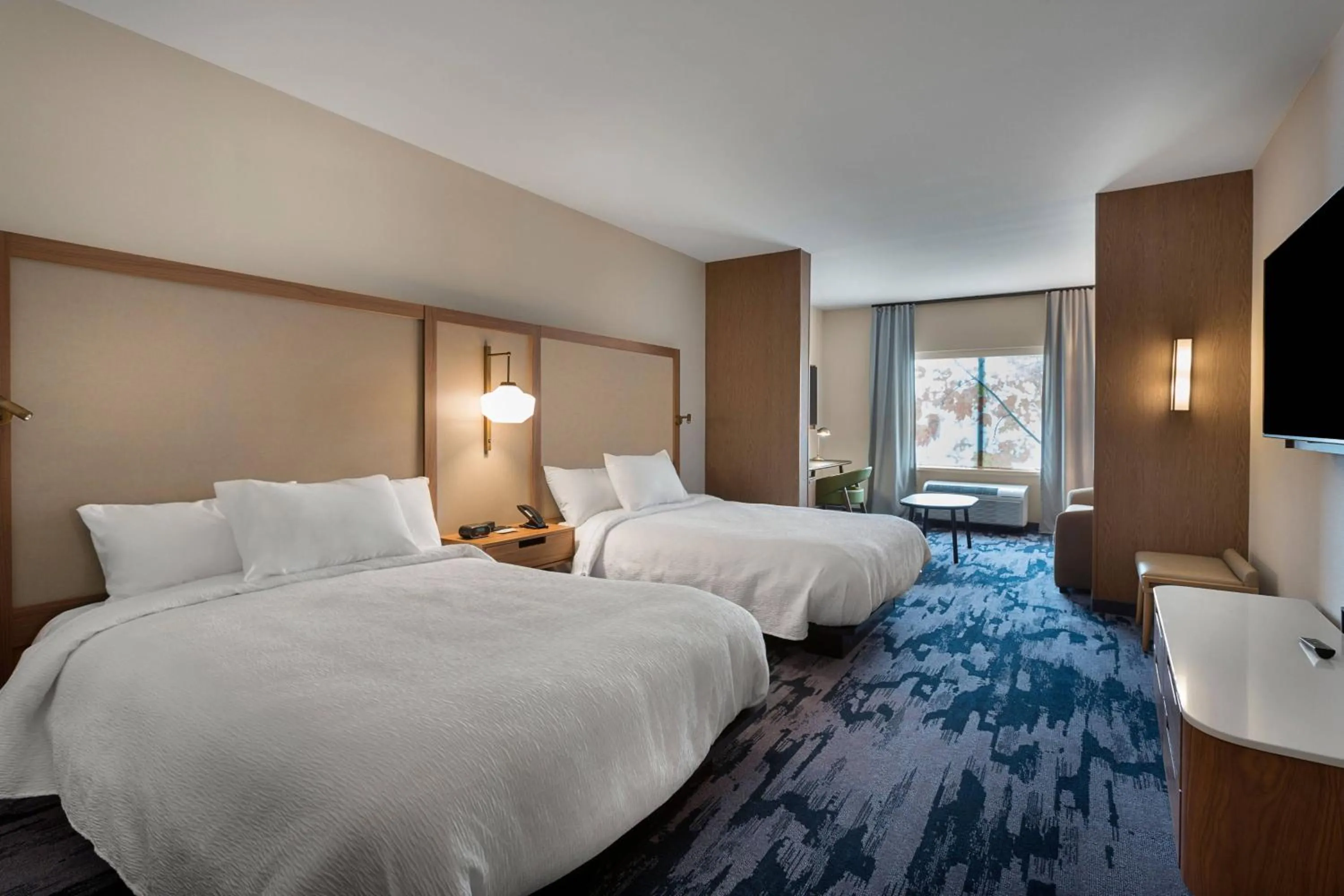 Photo of the whole room, Bed in Fairfield by Marriott Inn & Suites Statesville