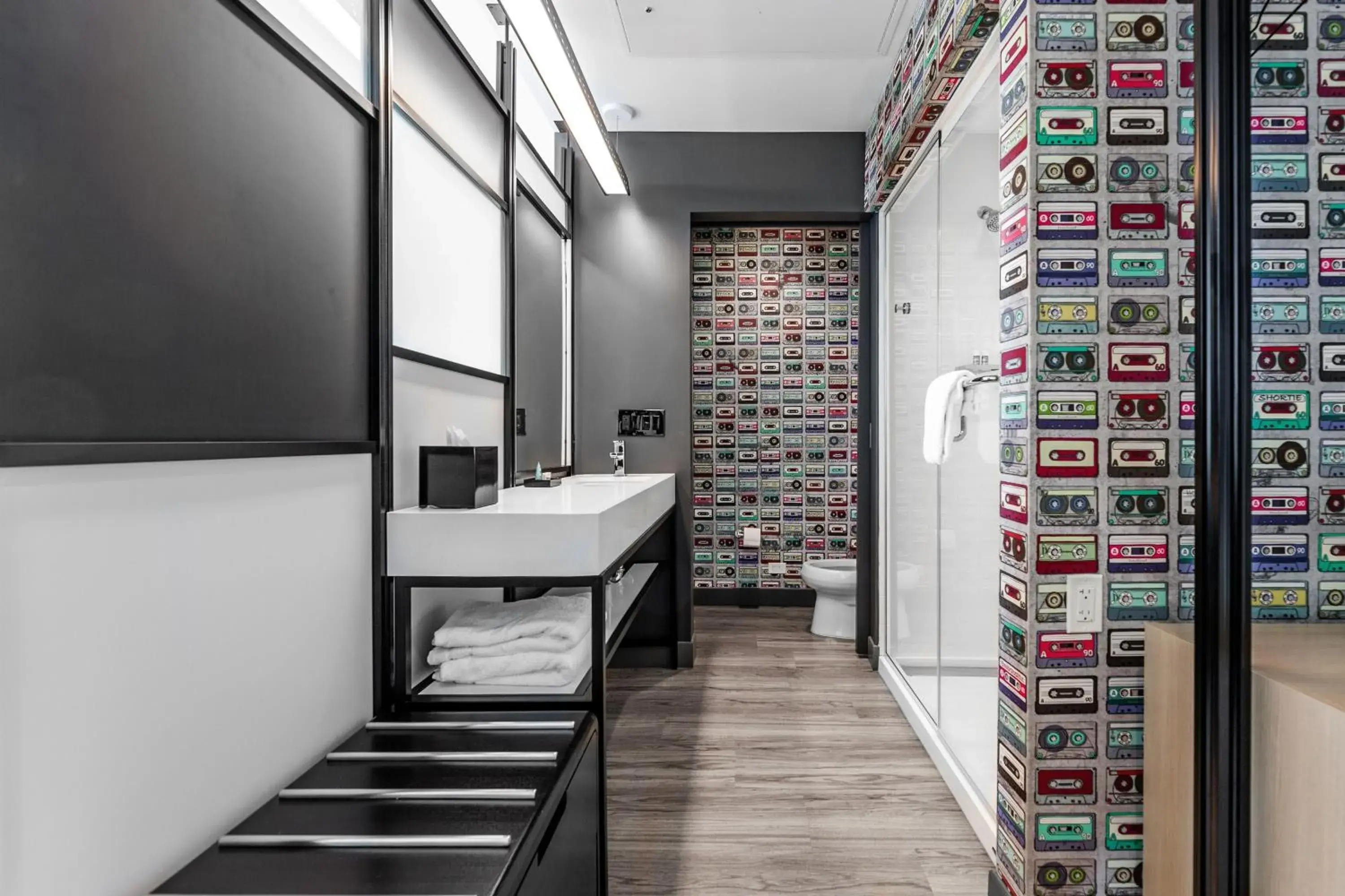 Urban Guest room with 1 King, City view in Aloft Columbus Easton Urban Guest room with 1 King, City view in Aloft Columbus Easton