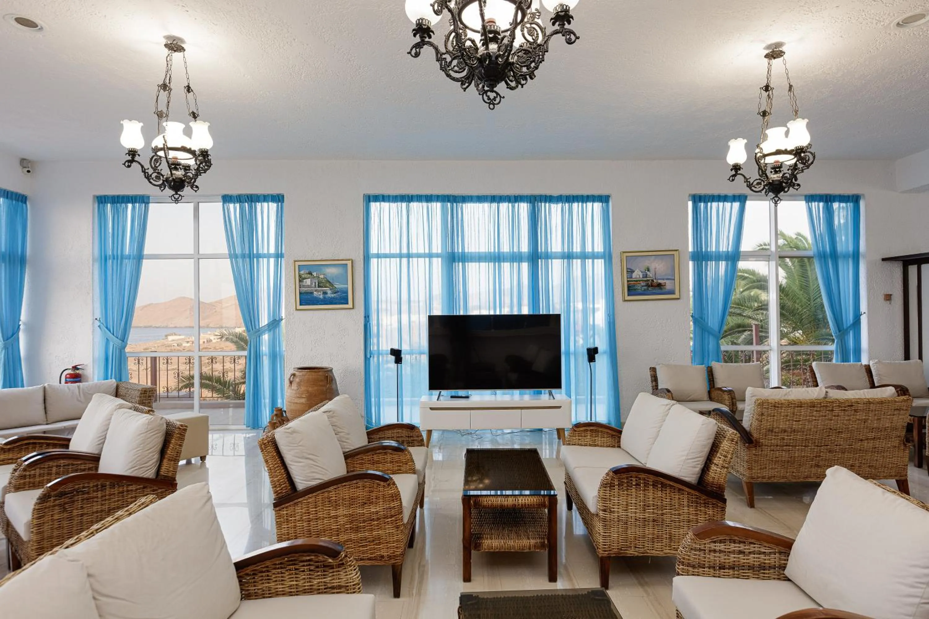 TV and multimedia in Europa Resort Hotel