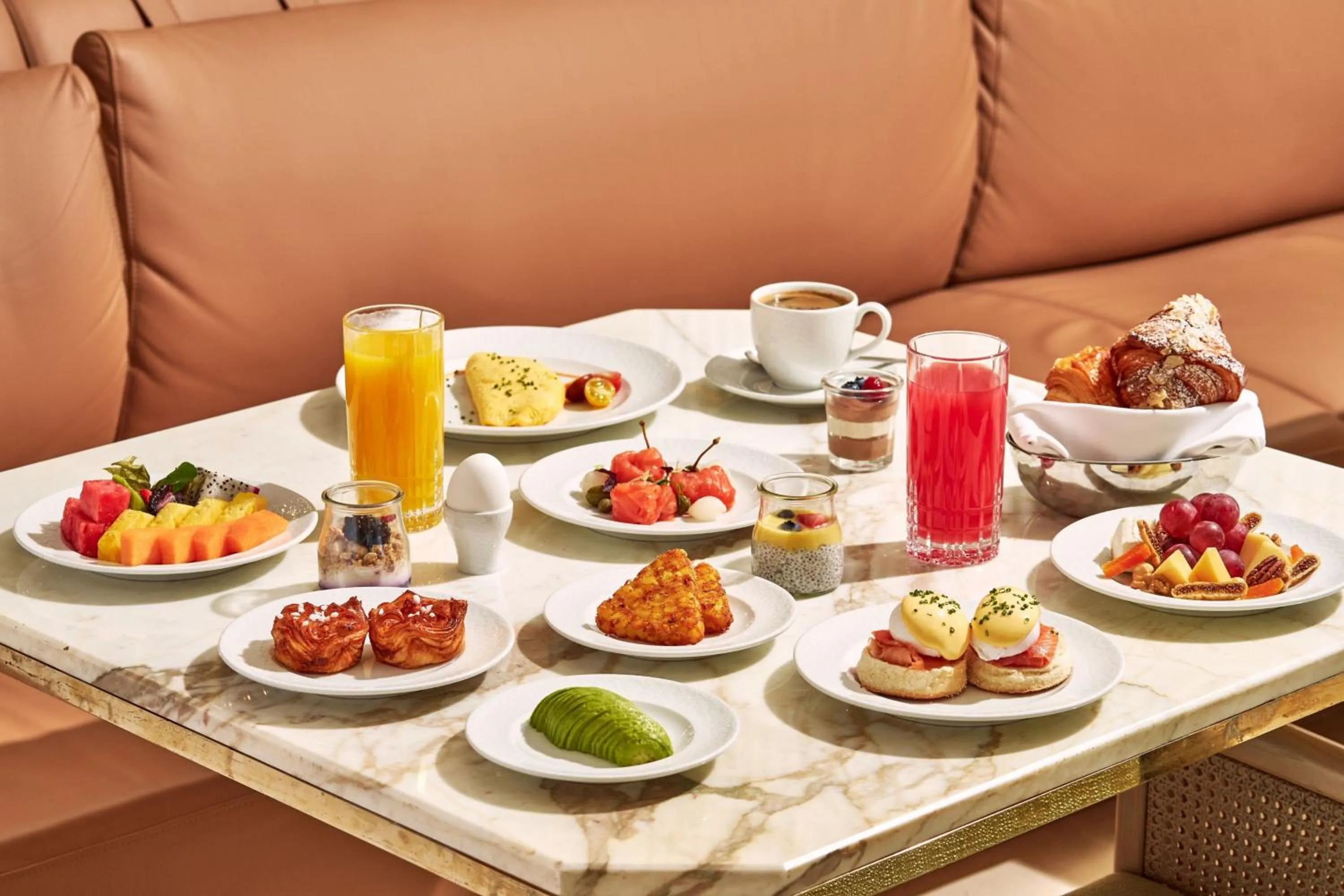 Breakfast in The St. Regis Dubai, The Palm