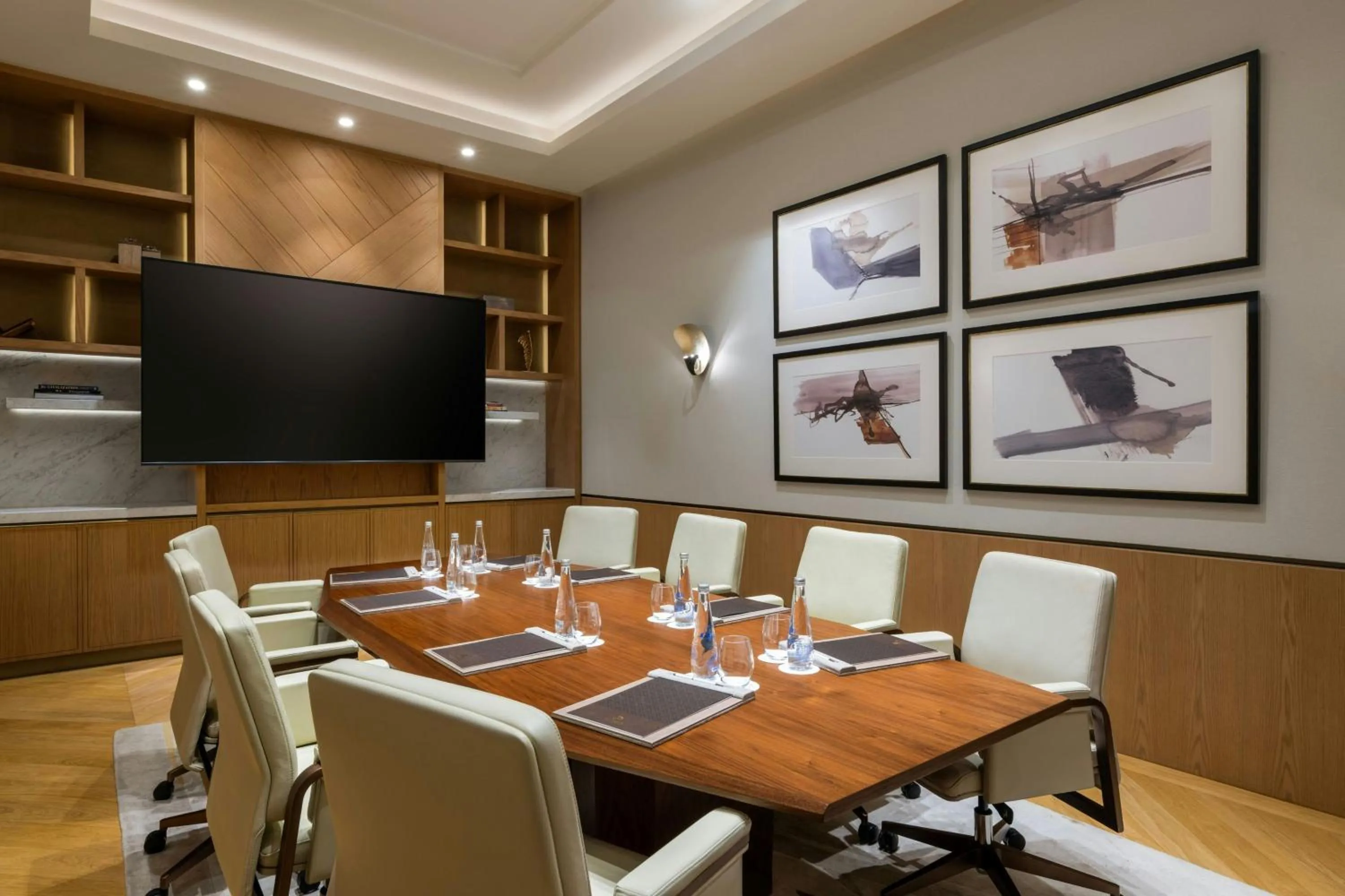 Meeting/conference room in The St. Regis Dubai, The Palm