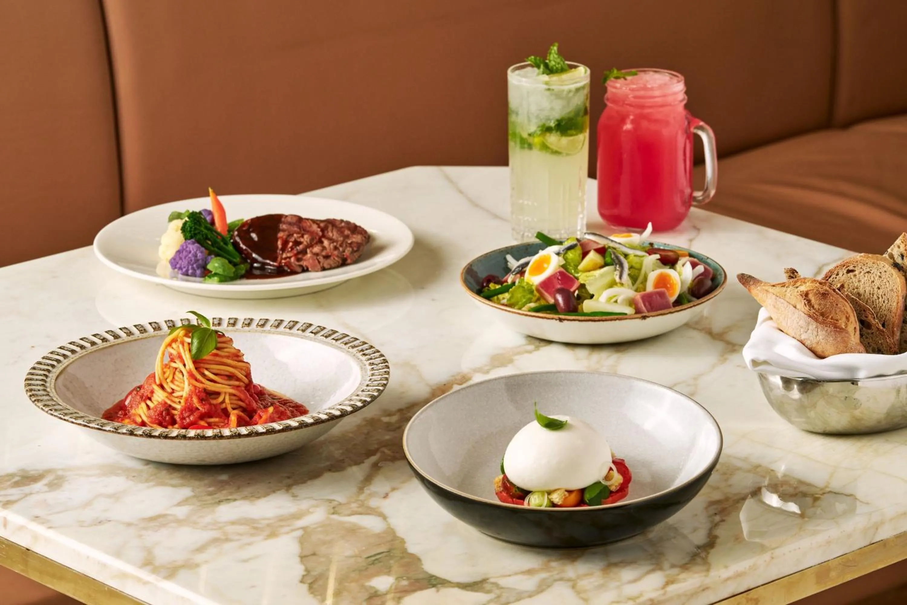 Restaurant/places to eat in The St. Regis Dubai, The Palm