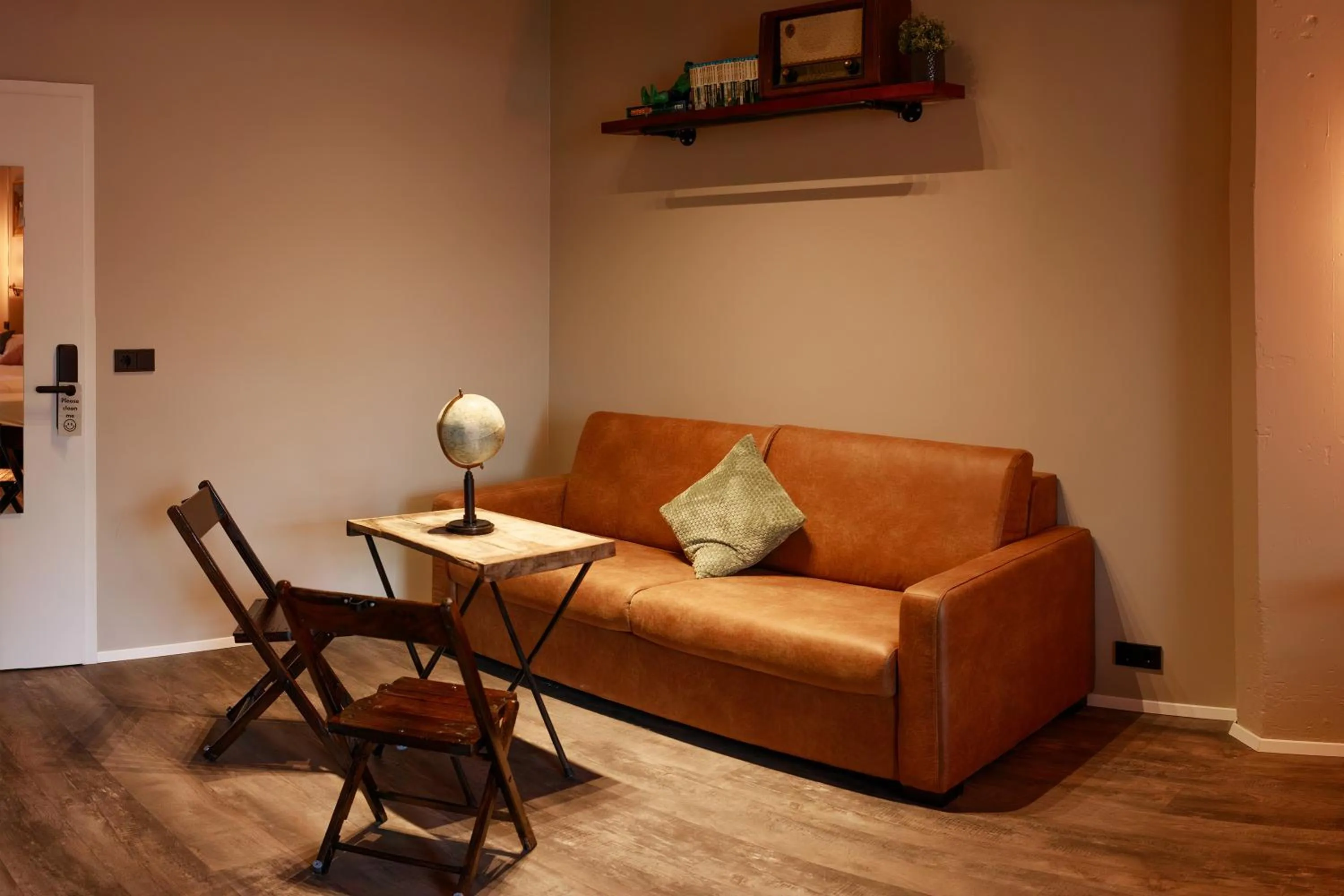 Seating area in KEX Hostel and Hotel