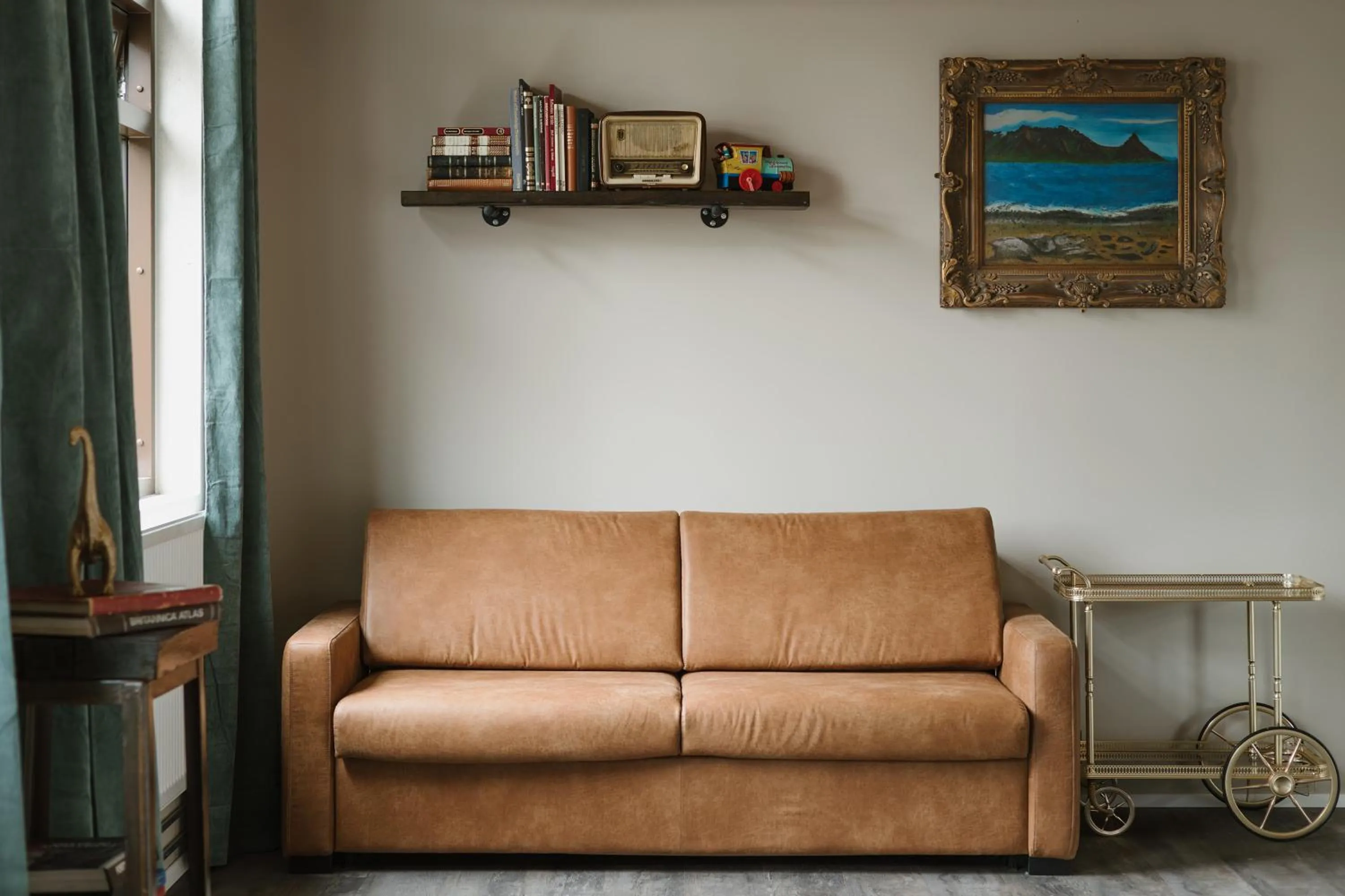 Seating area in KEX Hostel and Hotel