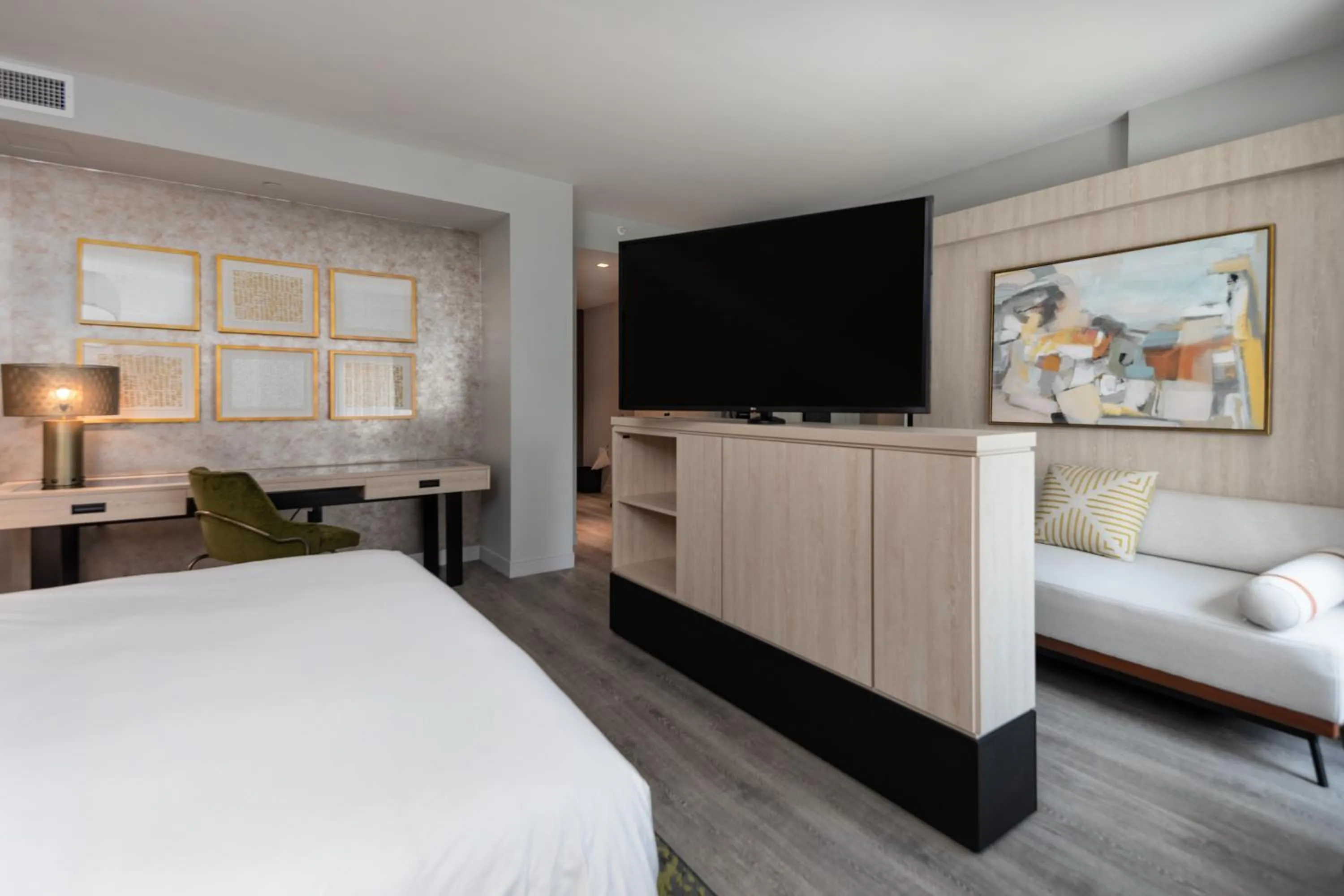 Bedroom, Bed in Hyatt Centric Charlotte SouthPark