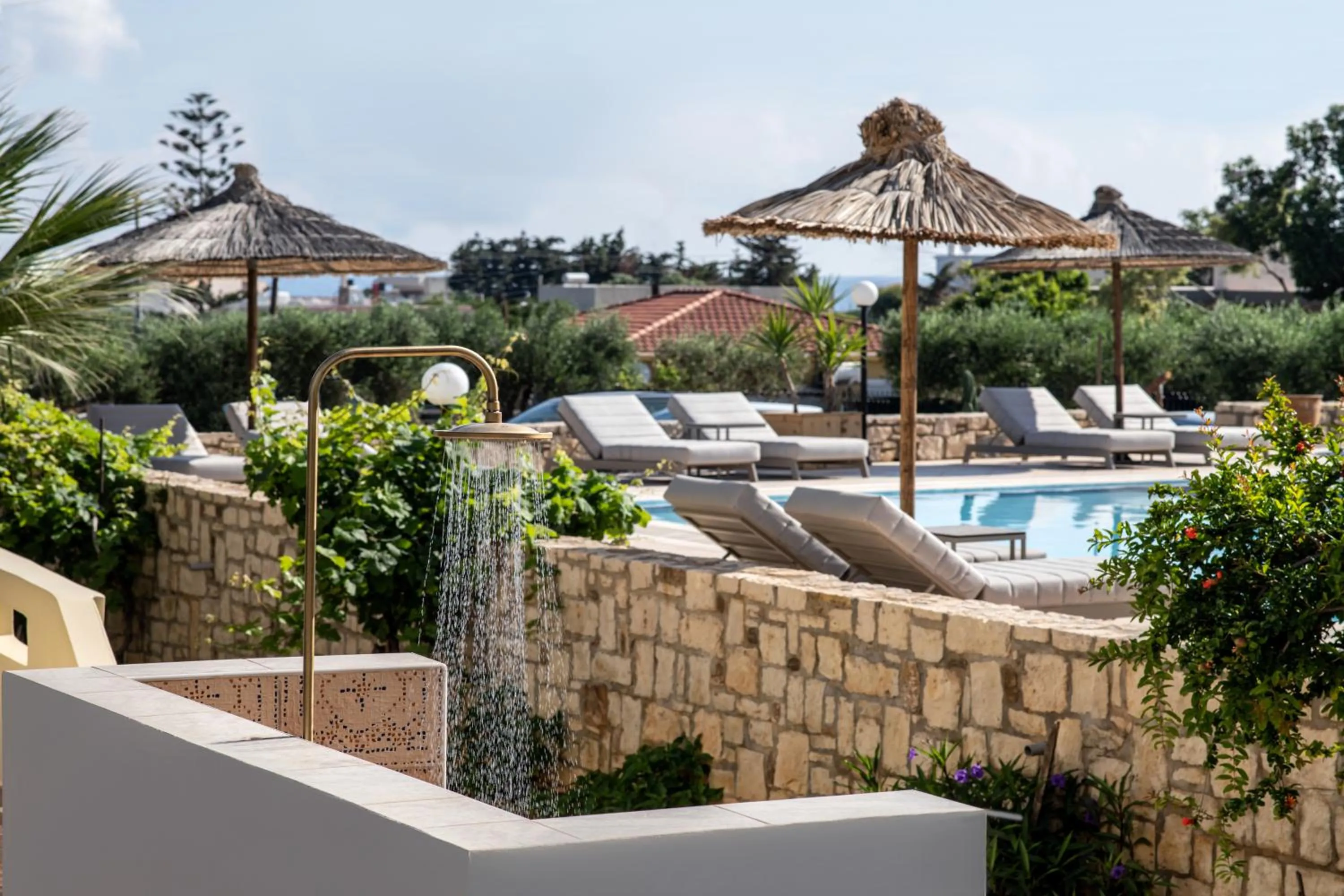 Day in Elèa Concept Hotel & Suites