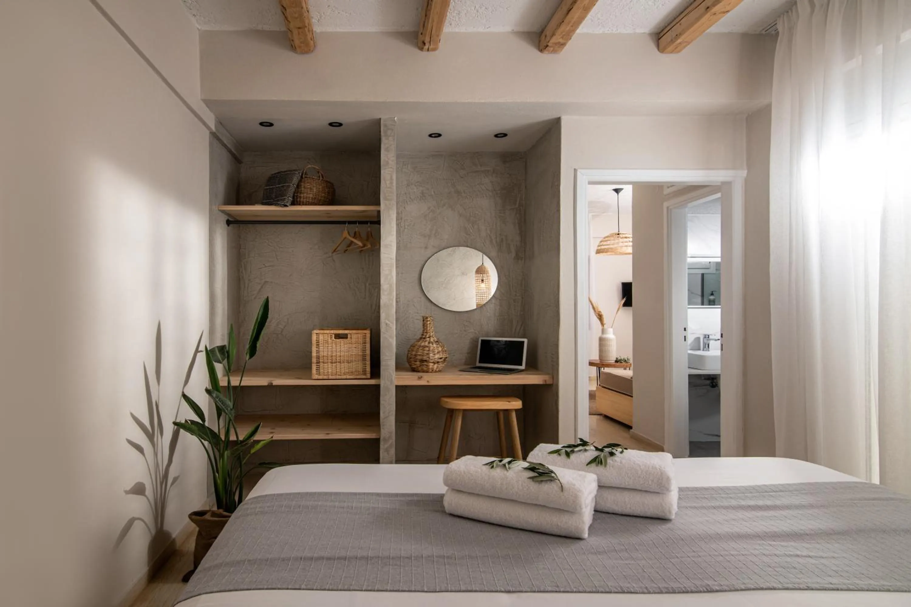 Photo of the whole room, Bed in Elèa Concept Hotel & Suites