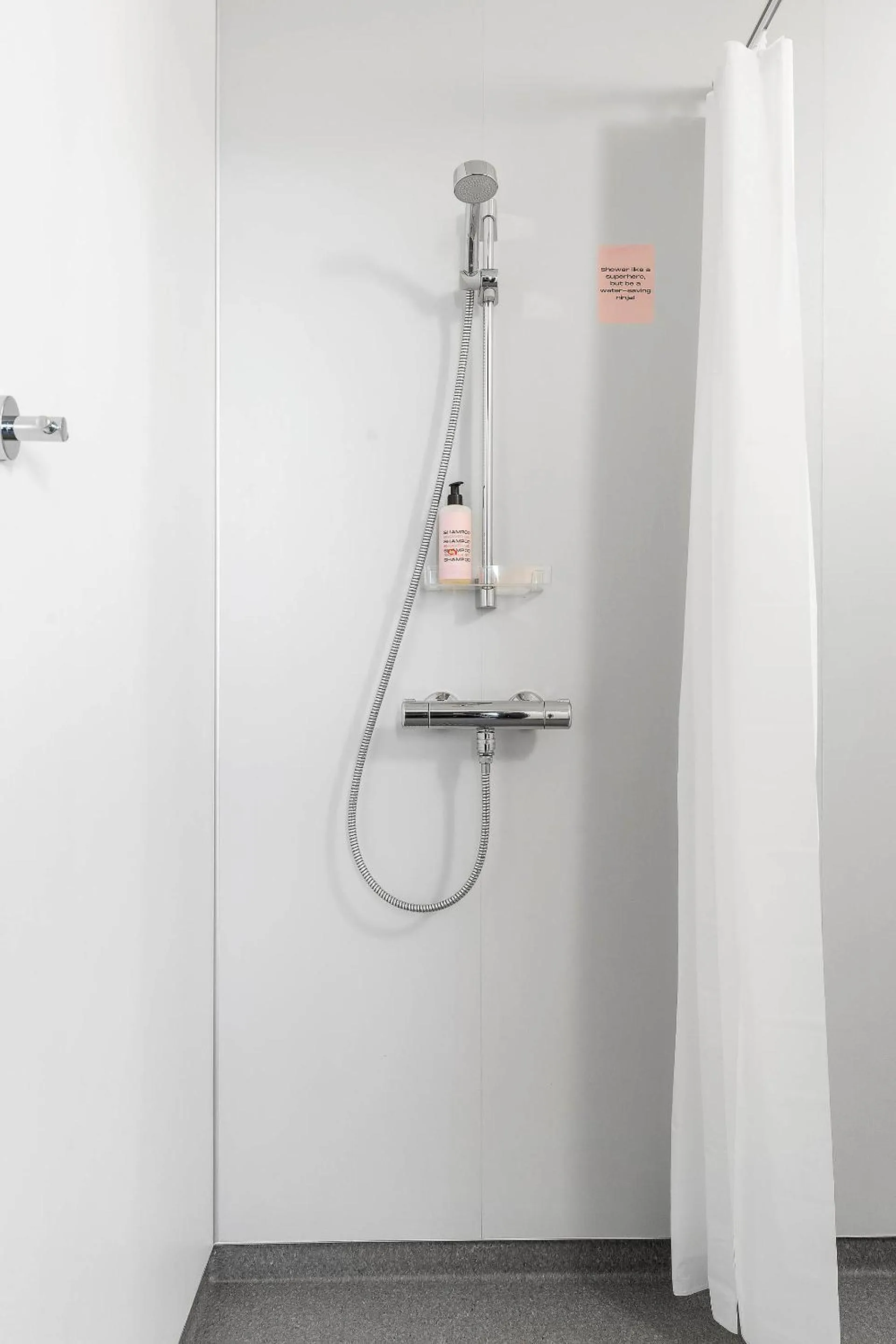 Shower in Aiden by Best Western Trondheim Airport