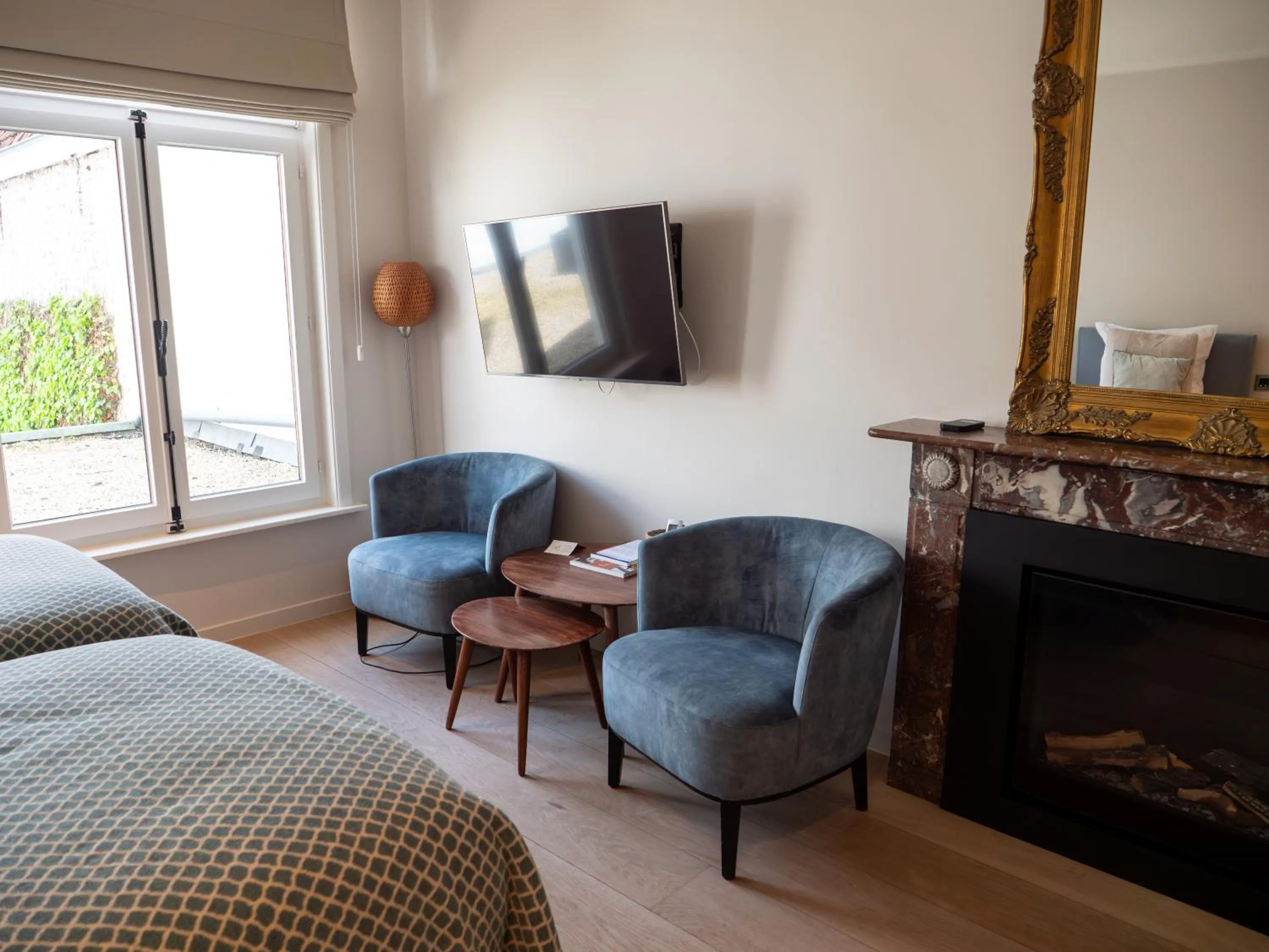 Seating area, Bed in B&B Anna9