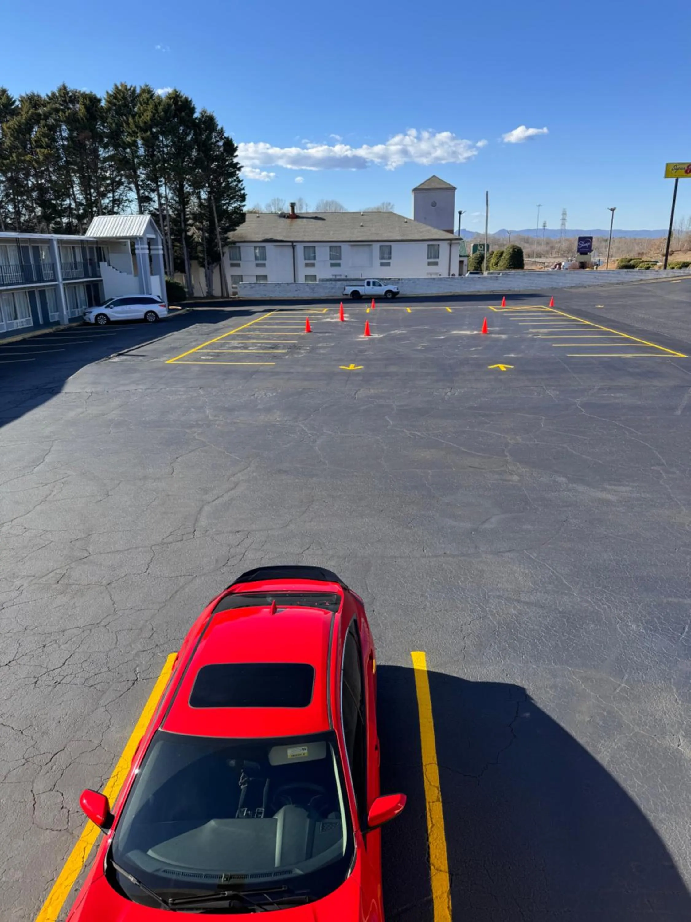 Super 8 by Wyndham Morganton