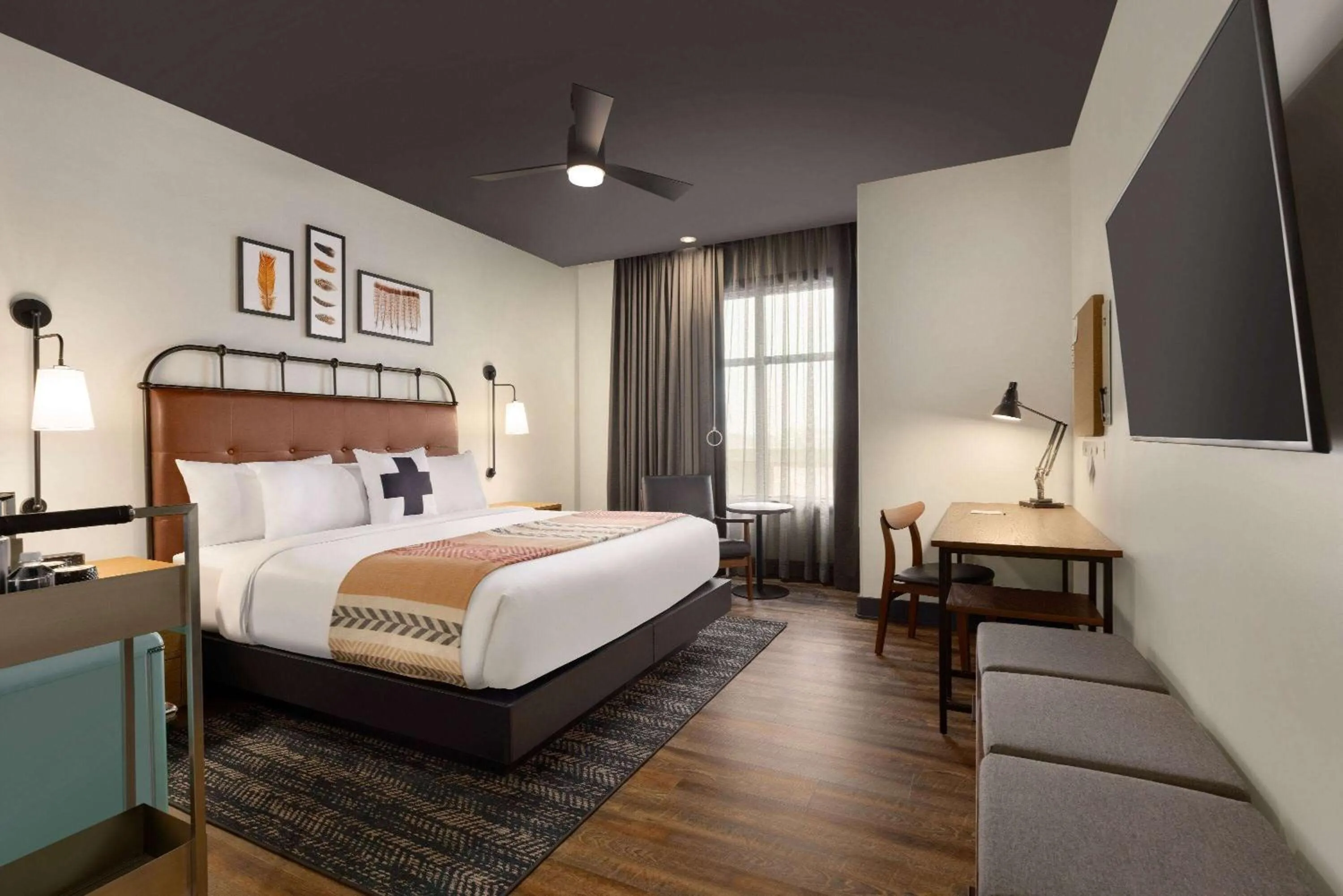 Photo of the whole room, Bed in Origin Westminster a Wyndham Hotel