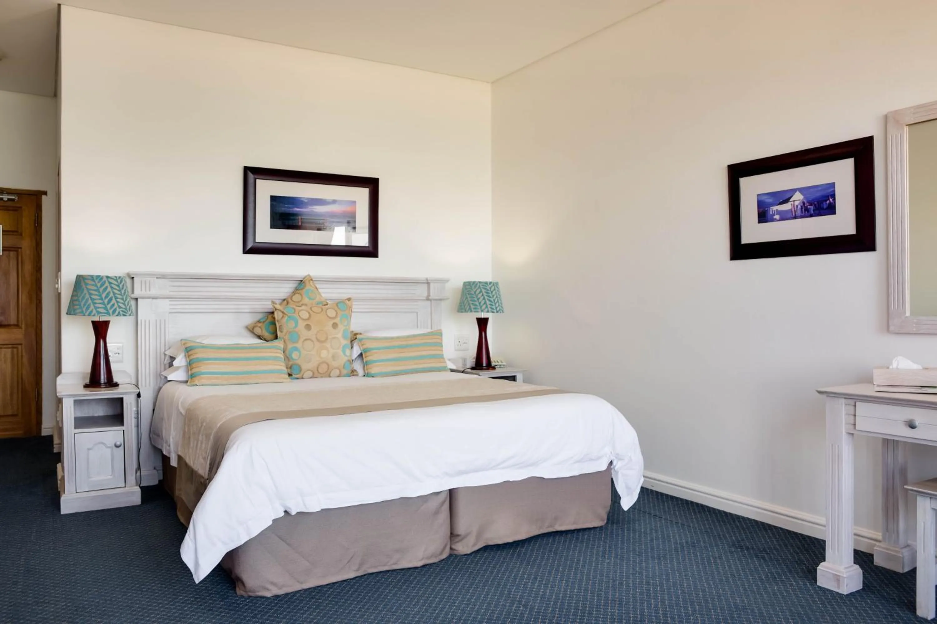 Photo of the whole room, Bed in Arniston Spa Hotel