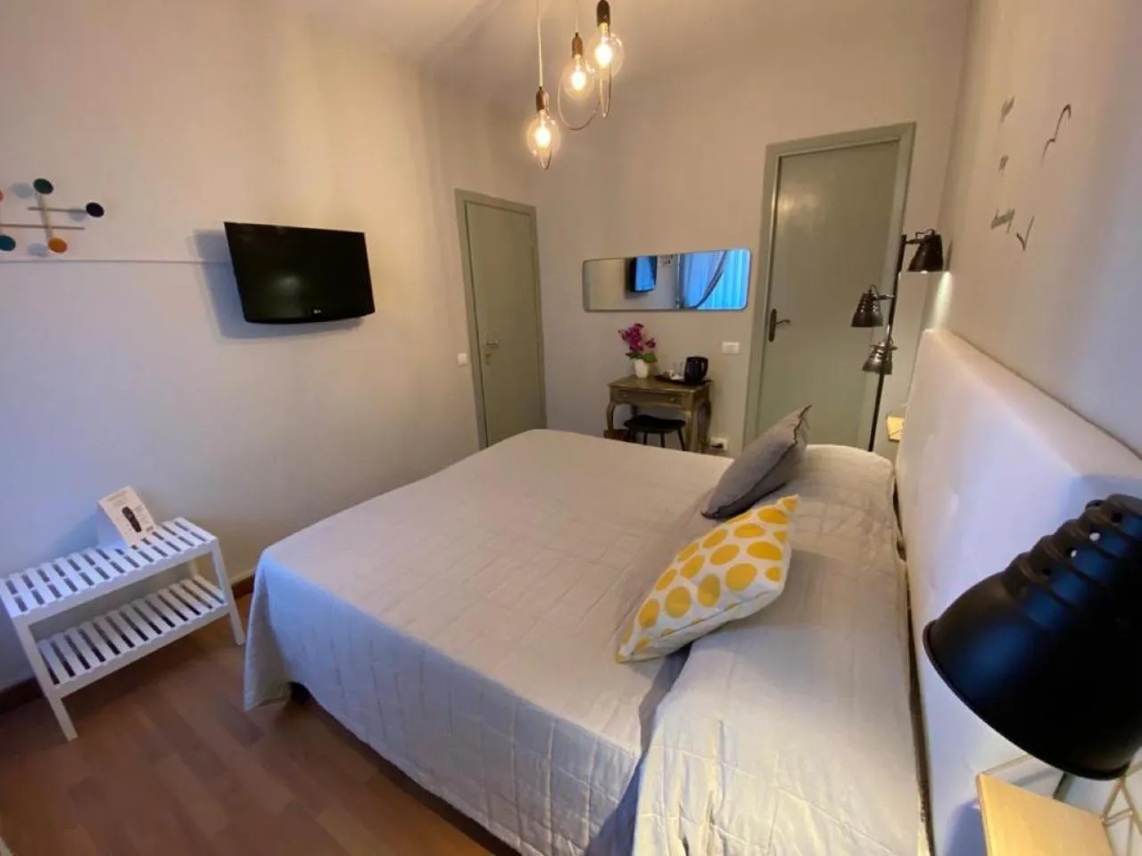 Bed in Hotel Il colle di Monterosso