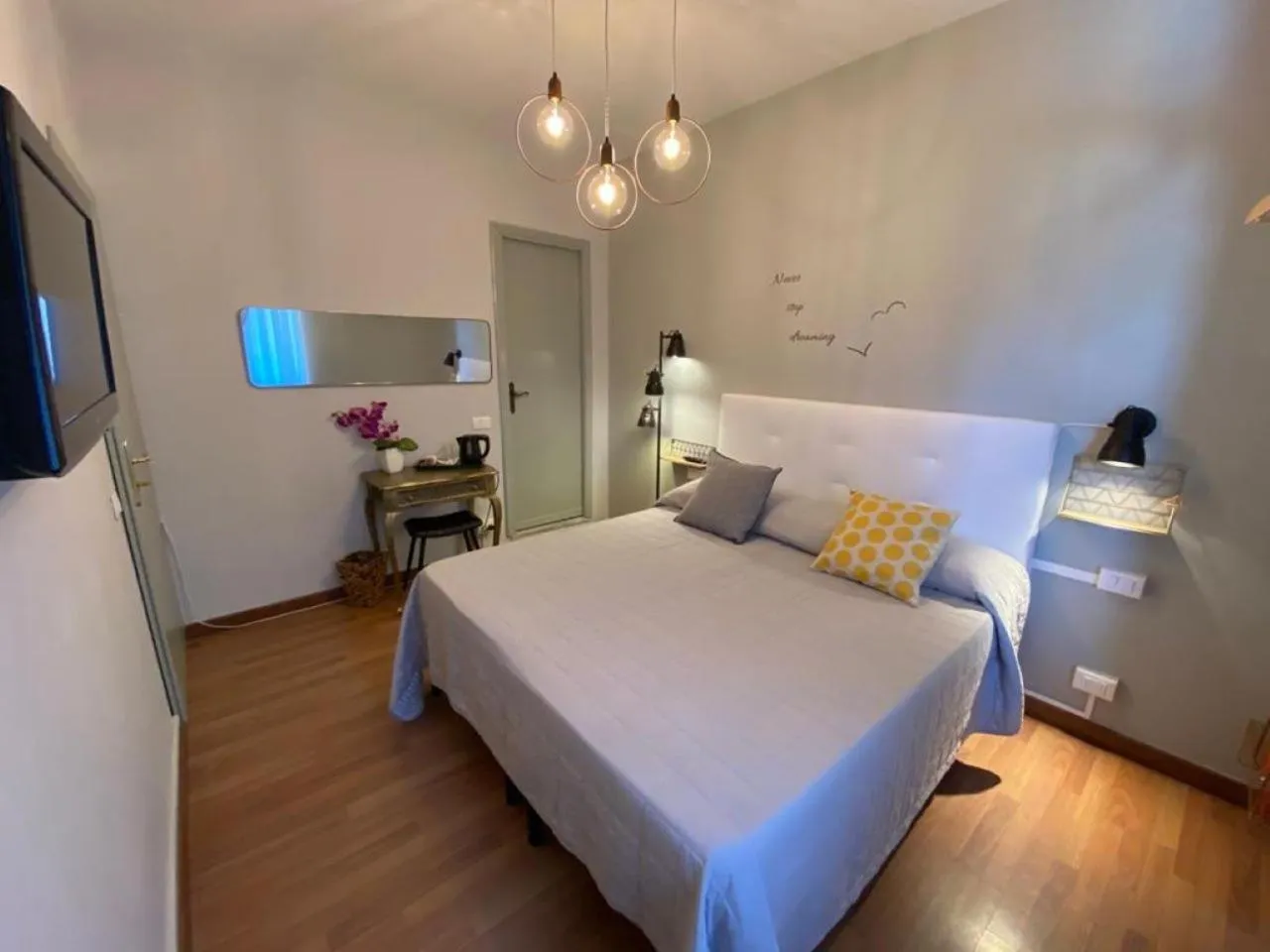 Bed in Hotel Il colle di Monterosso