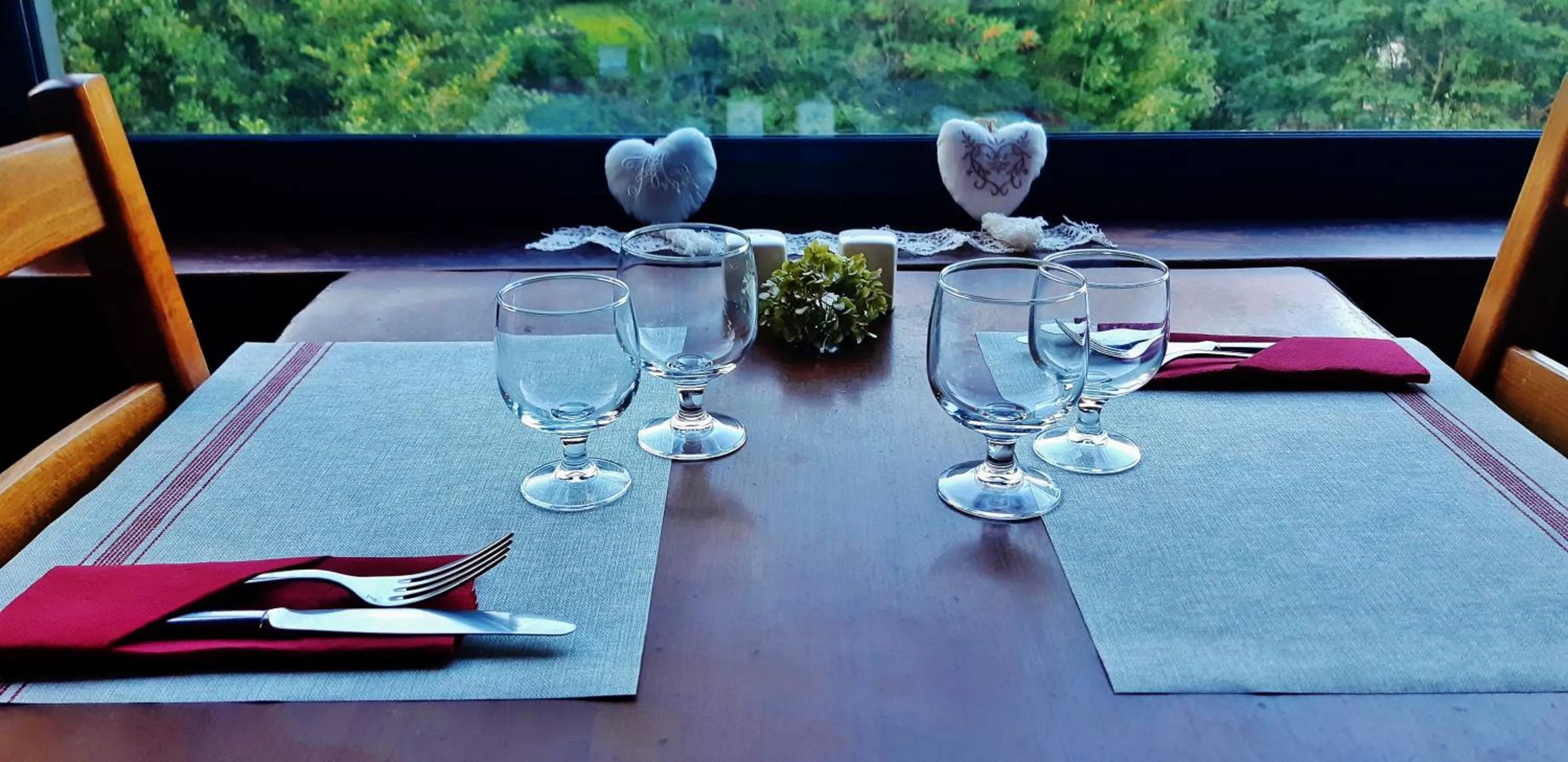 Restaurant/places to eat in Auberge Cevenole