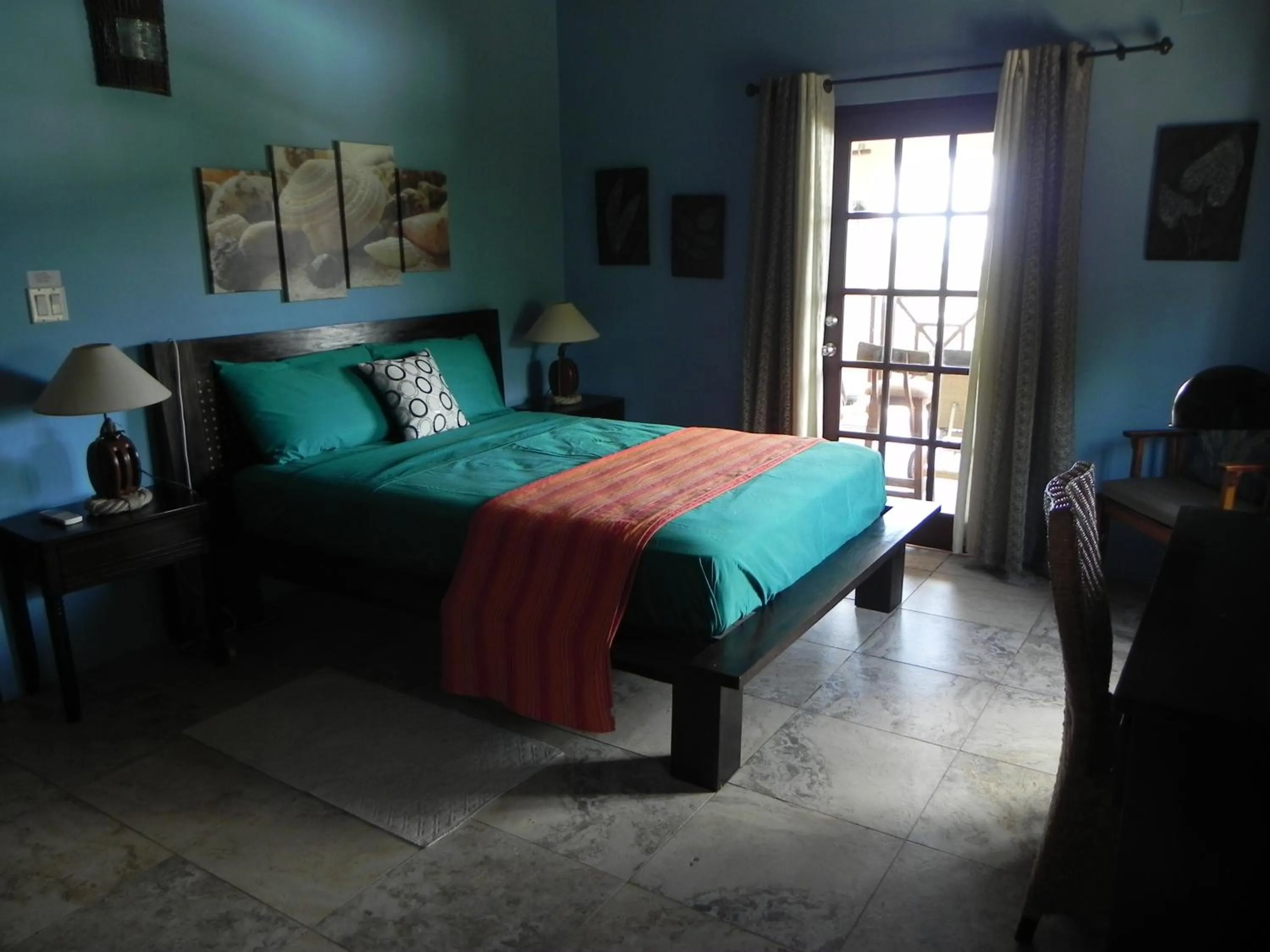 Bedroom, Bed in Villa Touloulou