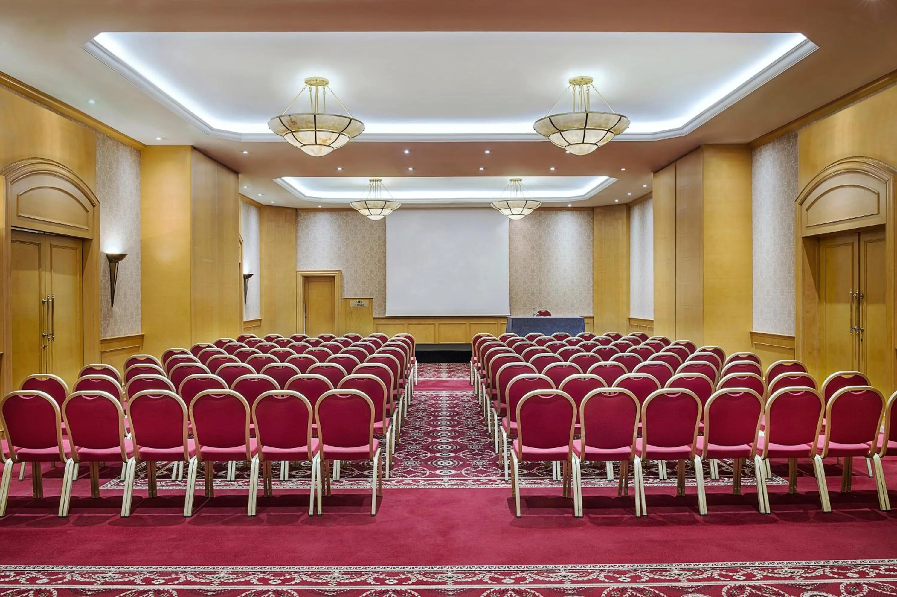 Meeting/conference room in Habtoor Metropolitan Palace Hotel